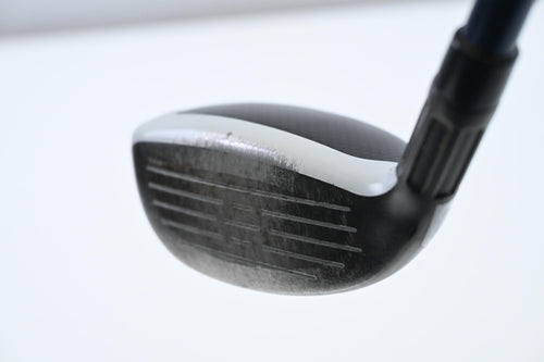 Taylormade SIM2 Max #3 HybrId / 19 Degree / Stiff Flex Fujikura Ventus Blue 7