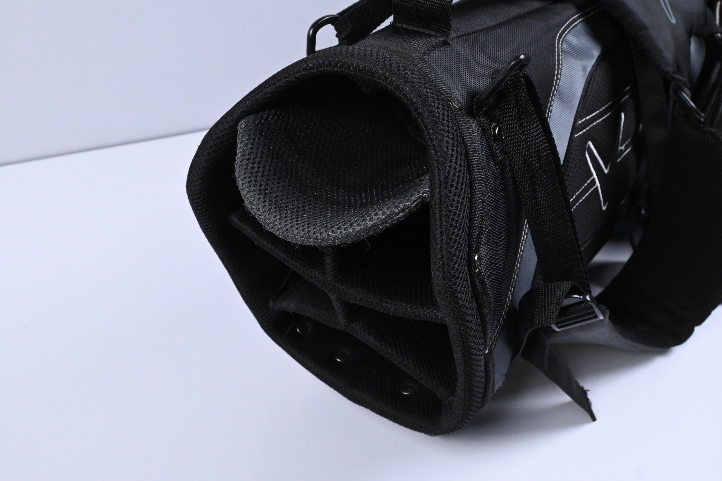 Callaway X Series Stand Bag / 6-Way Divider / Black, Grey