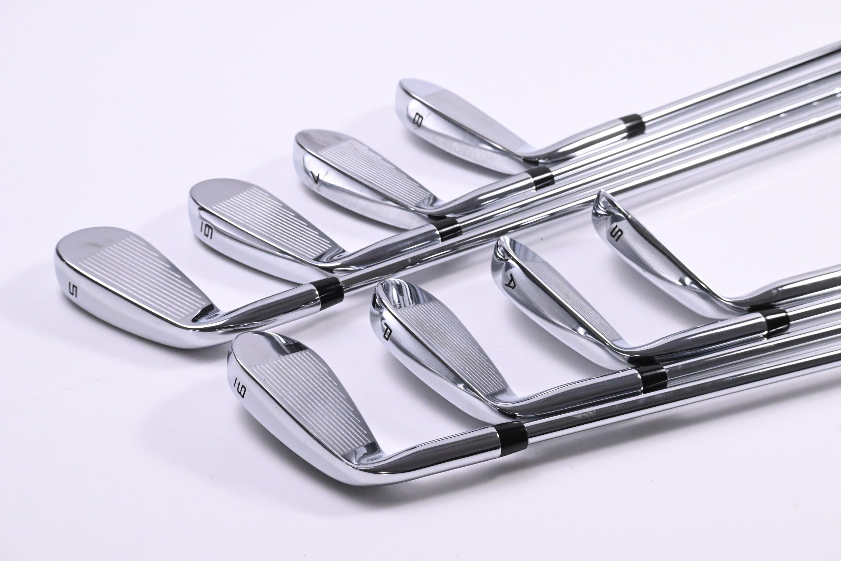 Callaway Elyte Irons / 5-PW+GW+SW / Regular Flex Vector 80 Shafts