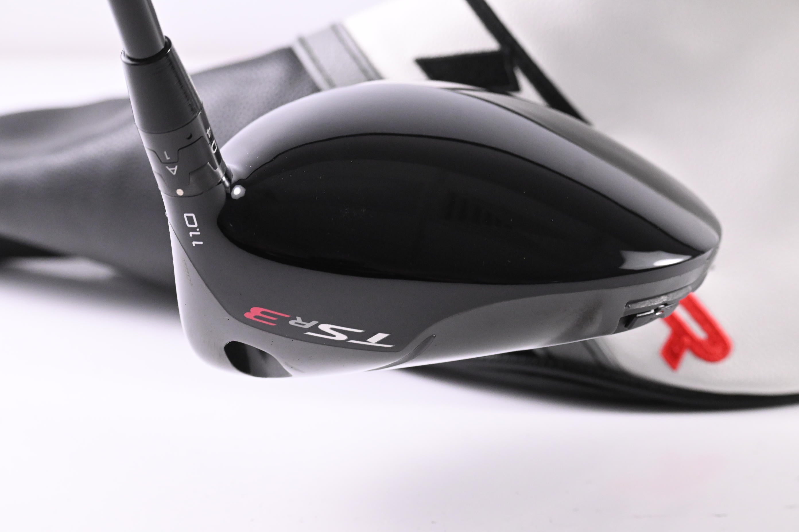 Titleist TSR3 Driver / 11 Degree / Stiff Flex HZRDUS Black 60 Shaft