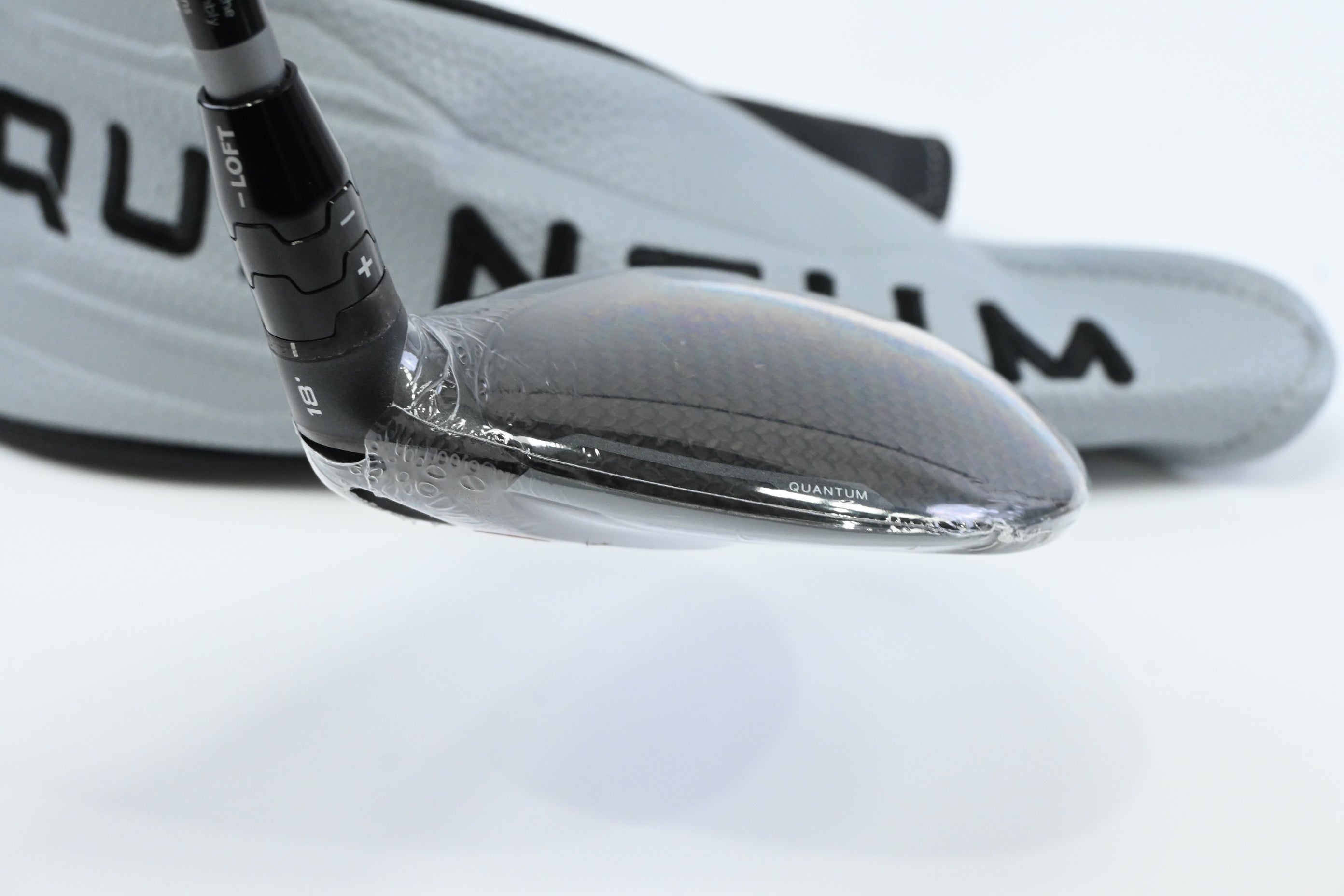 Callaway Quantum Max #5 Wood / 18 Degree / Regular Flex Denali Frost Silver 60