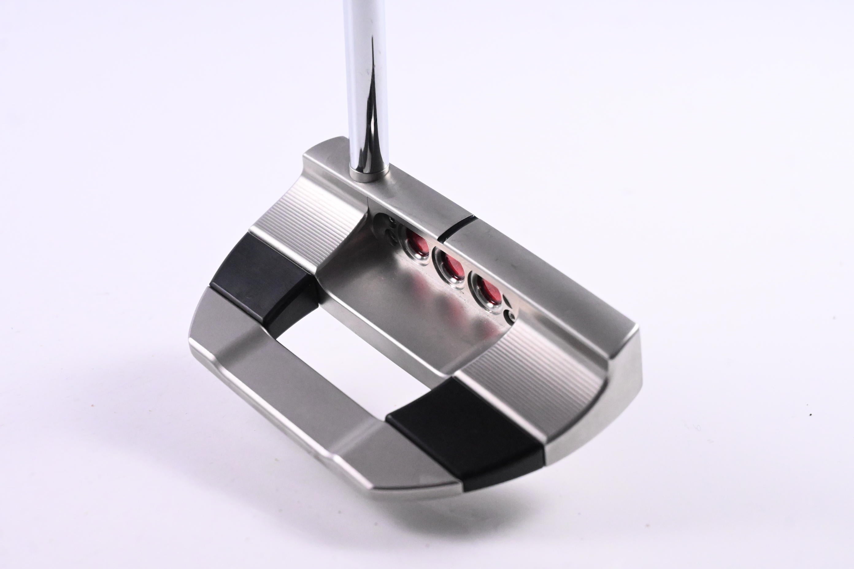 Scotty Cameron 2025 Studio Style Fastback Putter / 38 Inch