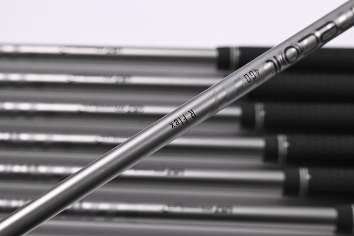 Wilson D7 Irons / 5-PW+SW / Regular Flex UST Recoil 460 Shafts