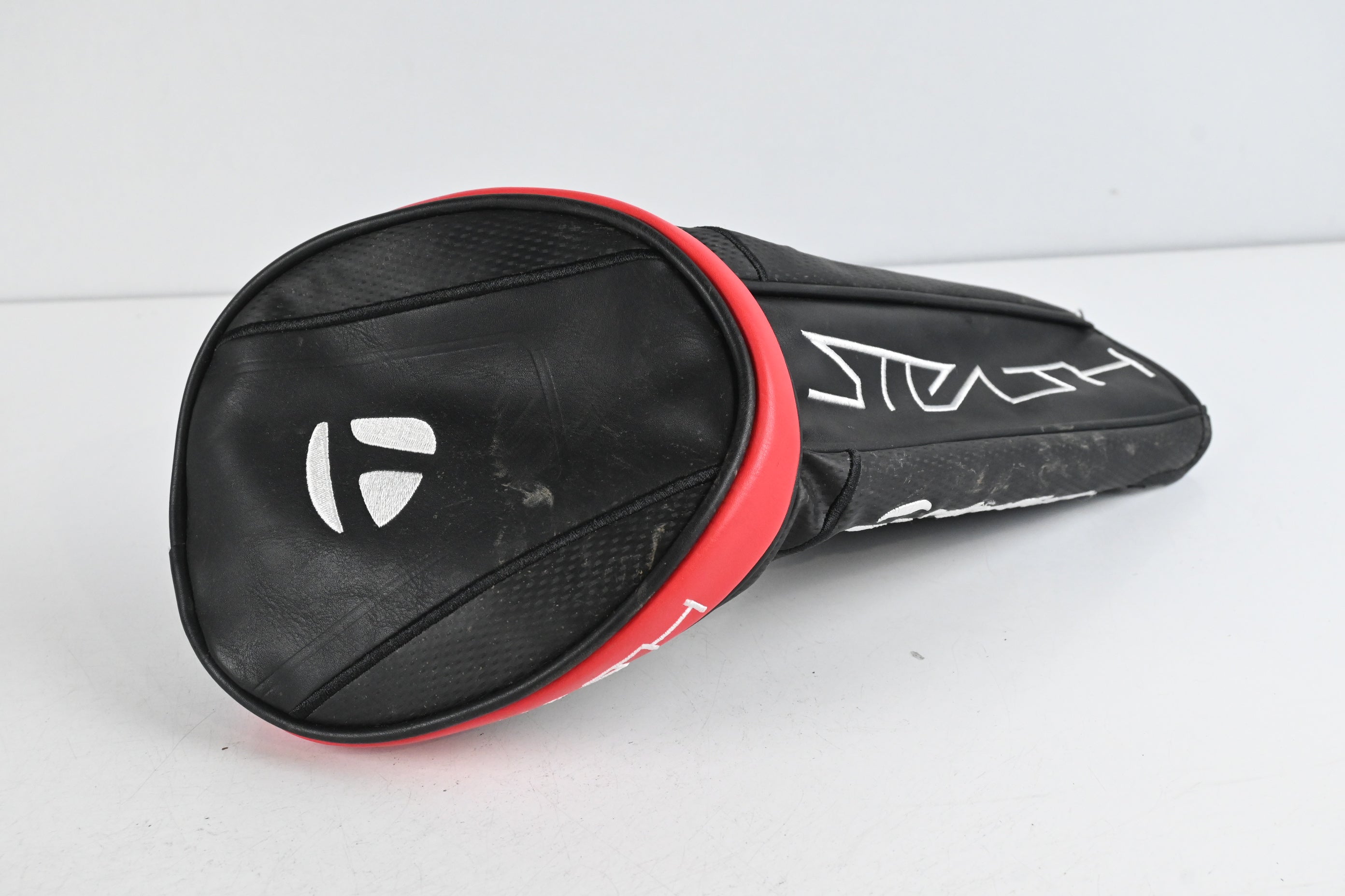 Taylormade Stealth Driver / 10.5 Degree / Stiff Flex Fujikura Ventus 5 Shaft