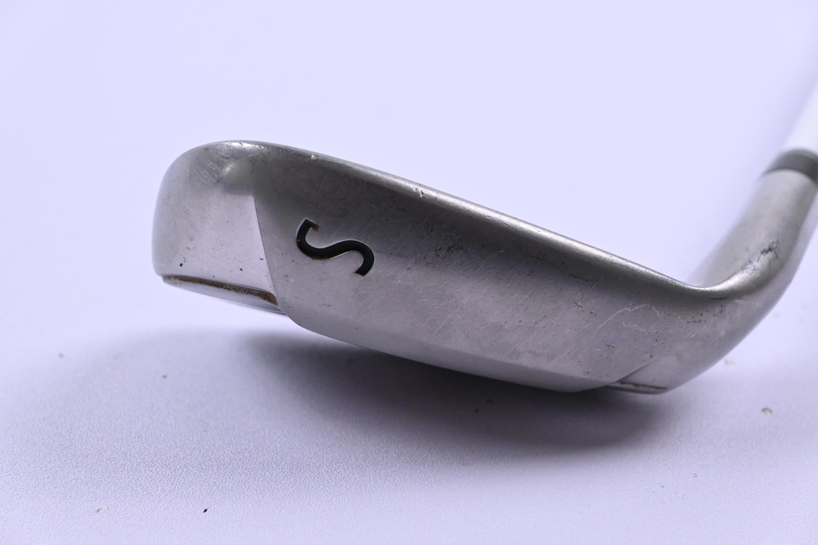 Wilson D100 Sand Wedge / 55 Degree / Senior Flex Matrix Studio 6.1 Shaft