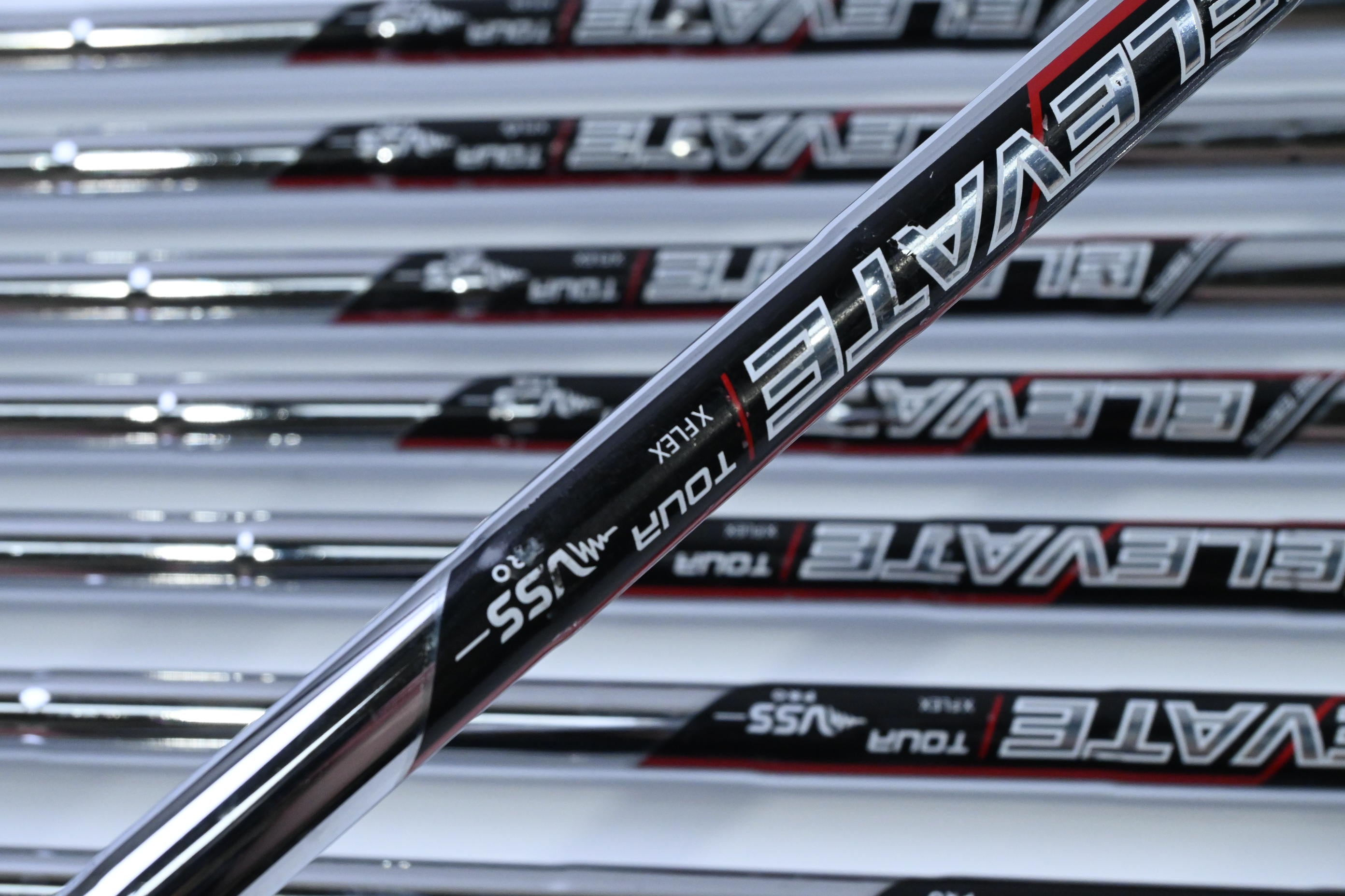 Callaway Apex Pro 19 Irons / 4-PW+AW / X-Flex Elevate Tour VSS Pro Shafts