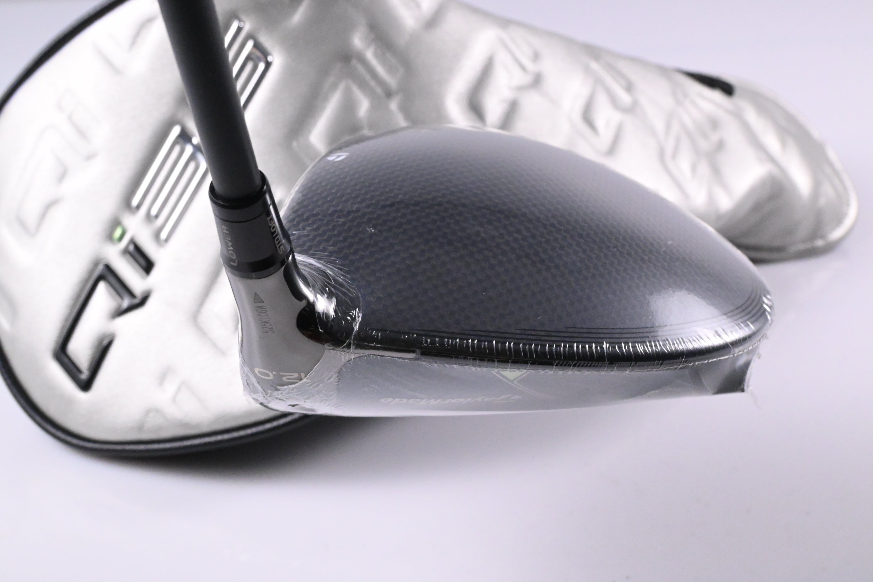 Taylormade Qi35 Driver / 12 Degree / Regular Flex Vanquish 5 Shaft