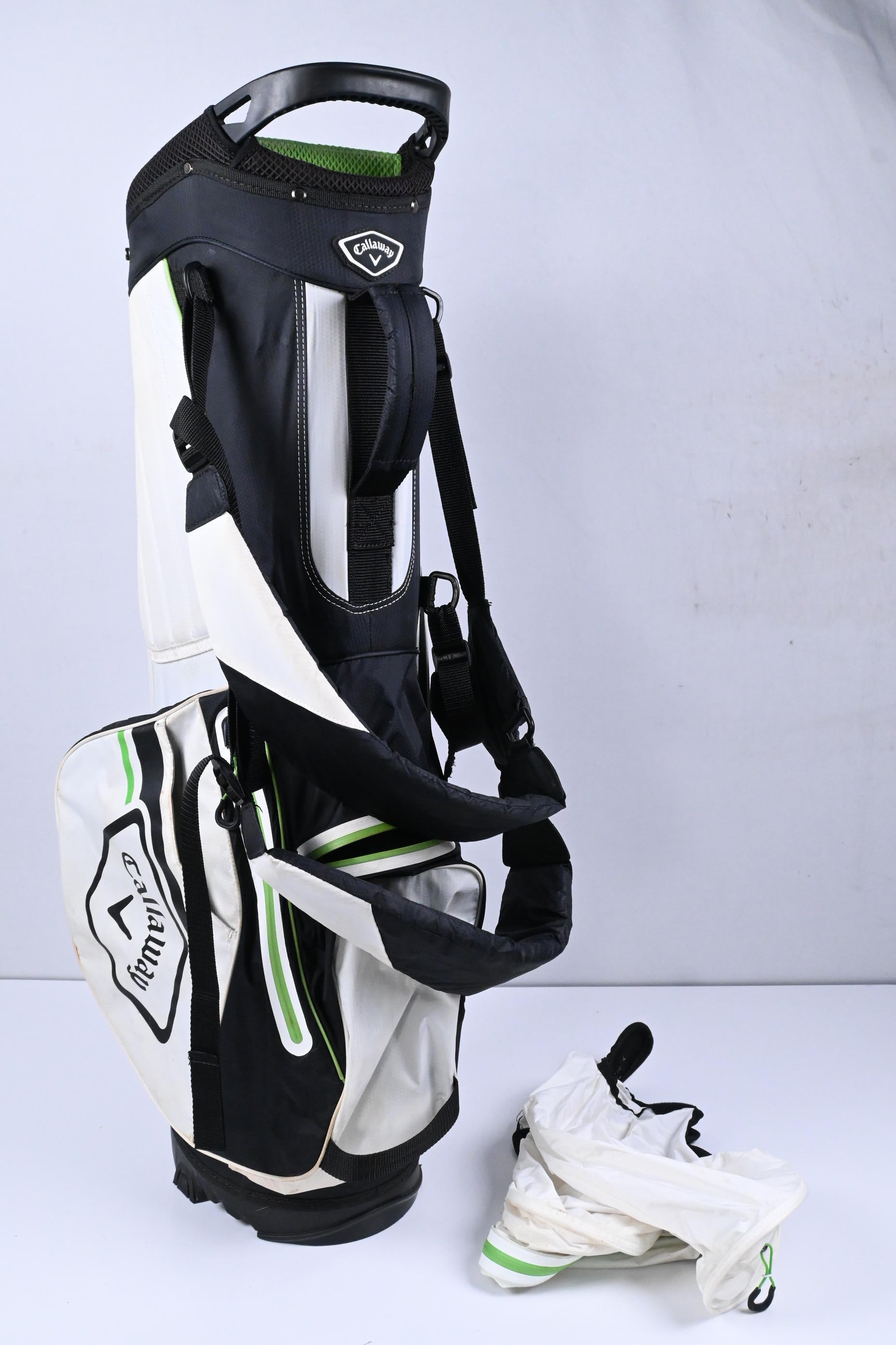 Callaway Chev Stand Bag / 4-Way Divider / White, Black & Green