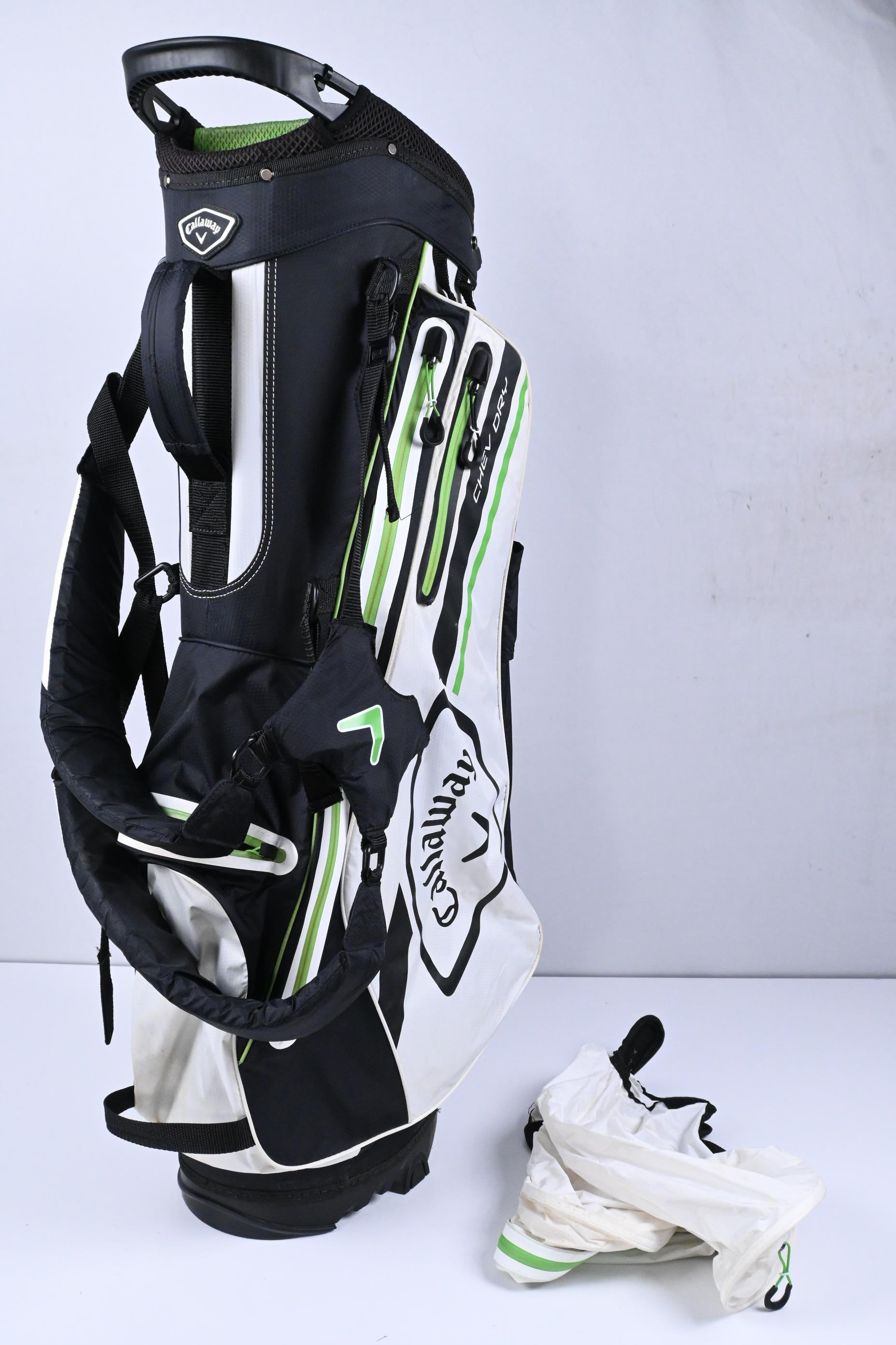Callaway Chev Stand Bag / 4-Way Divider / White, Black & Green