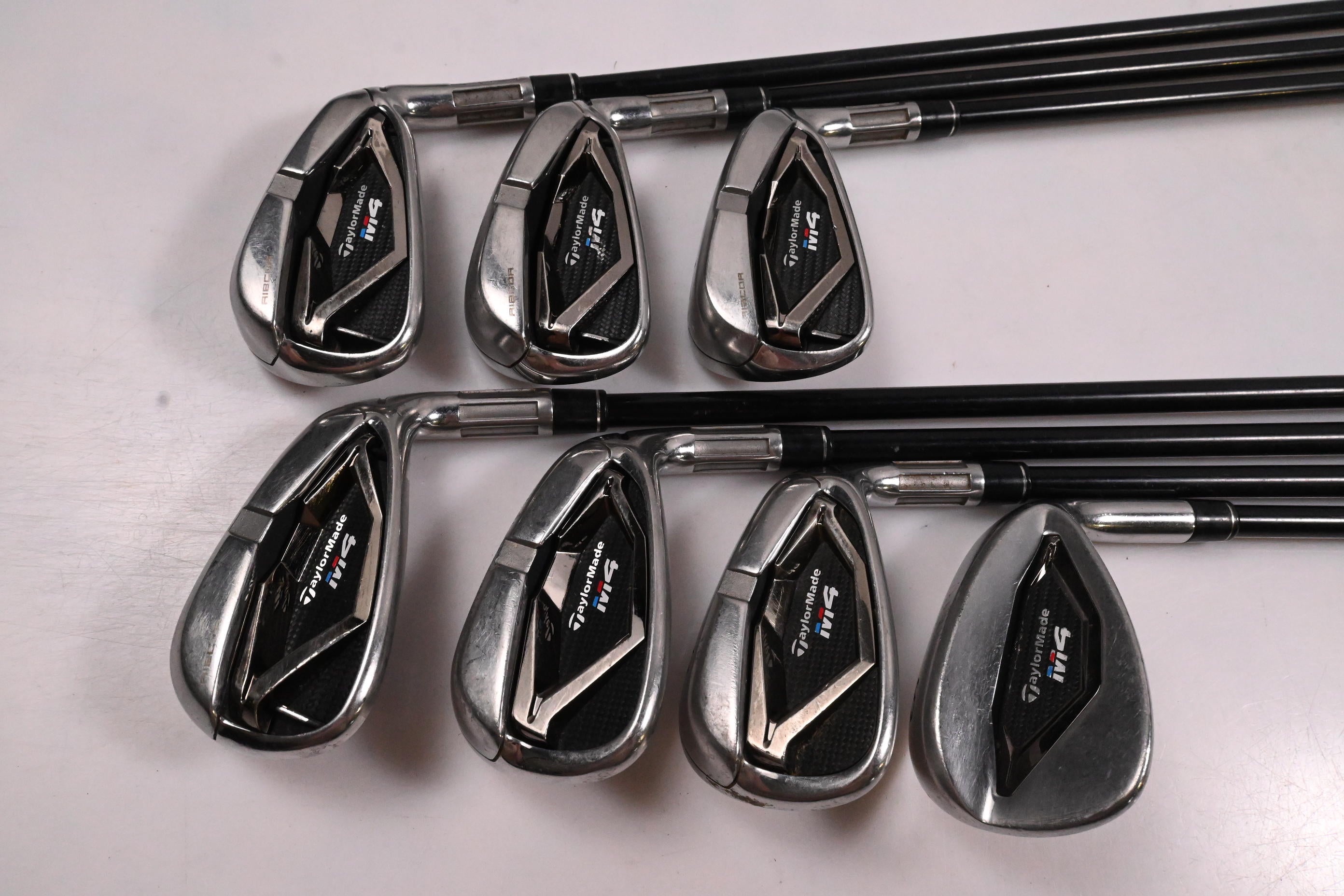 Taylormade M4 Irons / 5-PW+SW / Regular Flex Fujikura Atmos Red 6 Shafts