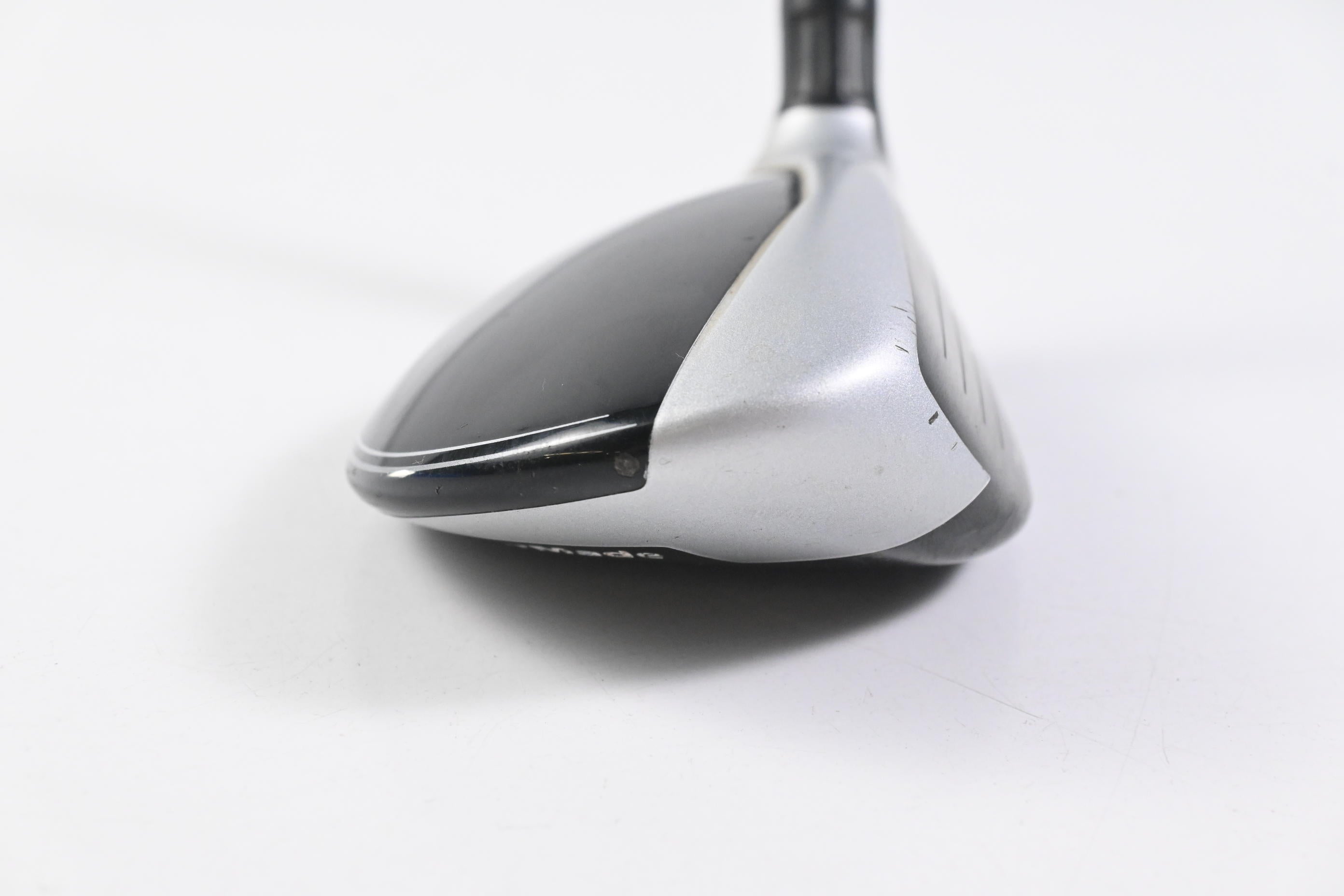 Taylormade M4 #6 Hybrid / 28 Degree / Senior Flex Fujikura Atmos Red 5 Shaft