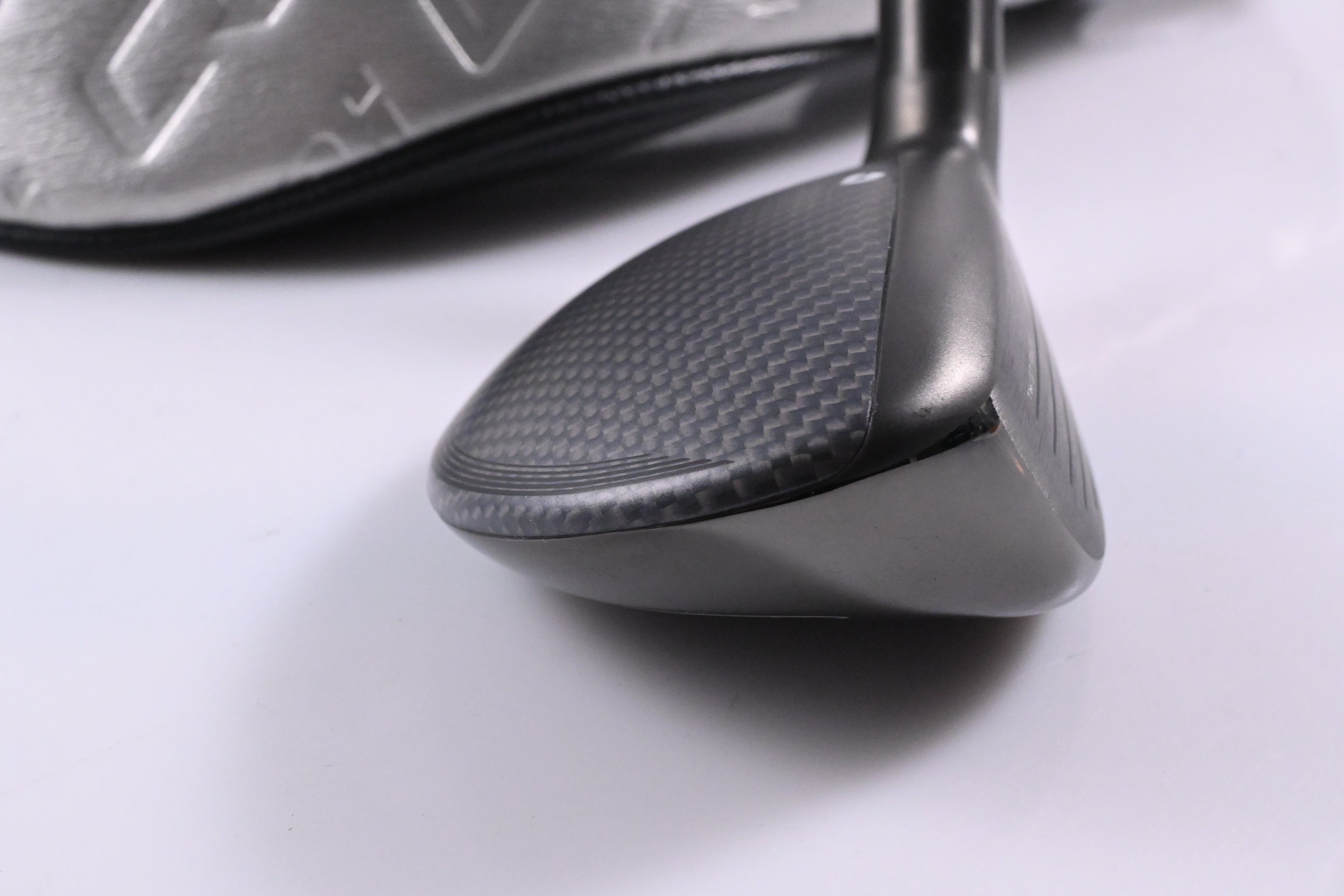 Taylormade Qi35 #4 Hybrid / 22 Degree / Regular Flex Fujikura Ventus Blue 6