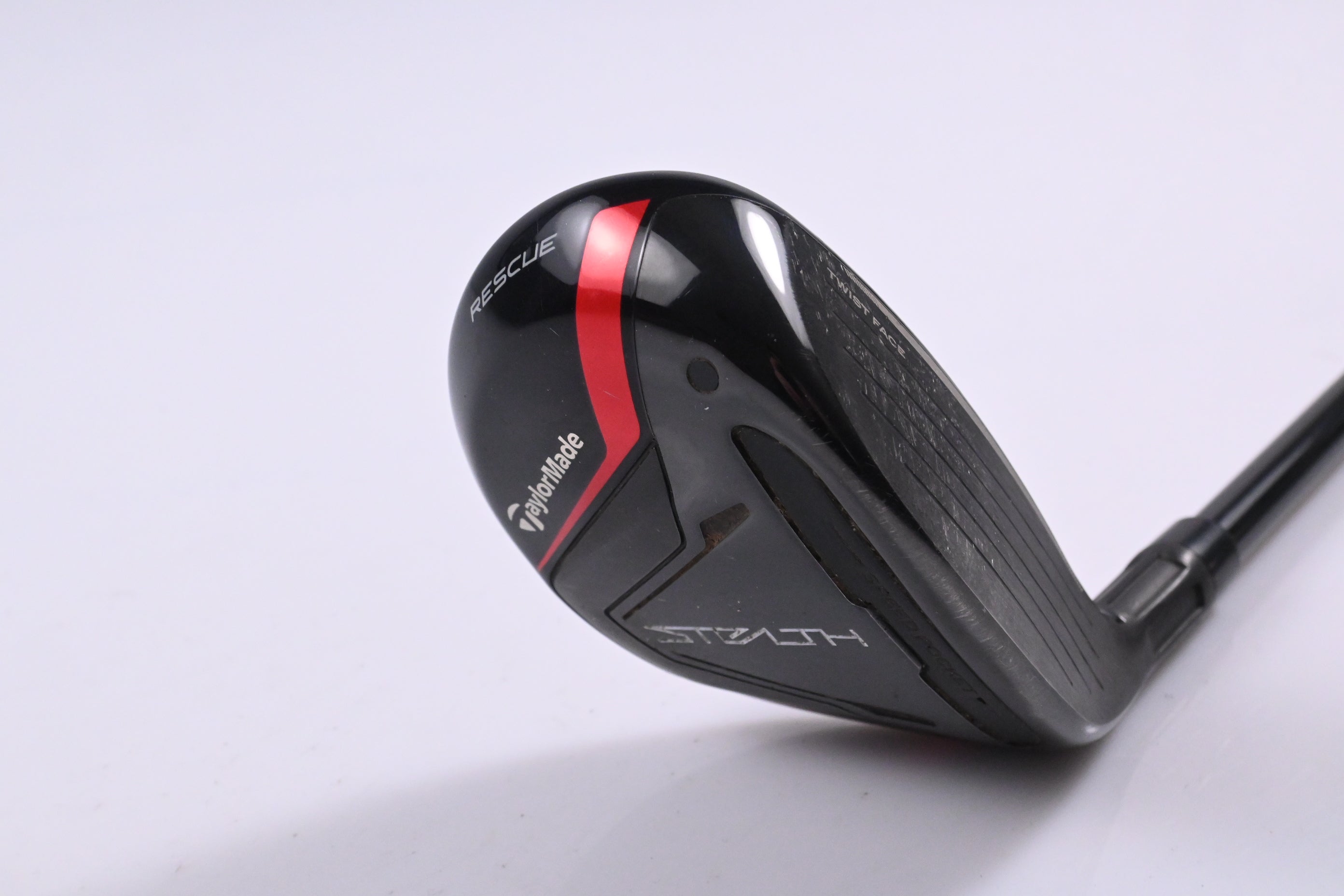 Taylormade Stealth #4 Hybrid / 22 Degree / Regular Flex Ventus Red 6 Shaft