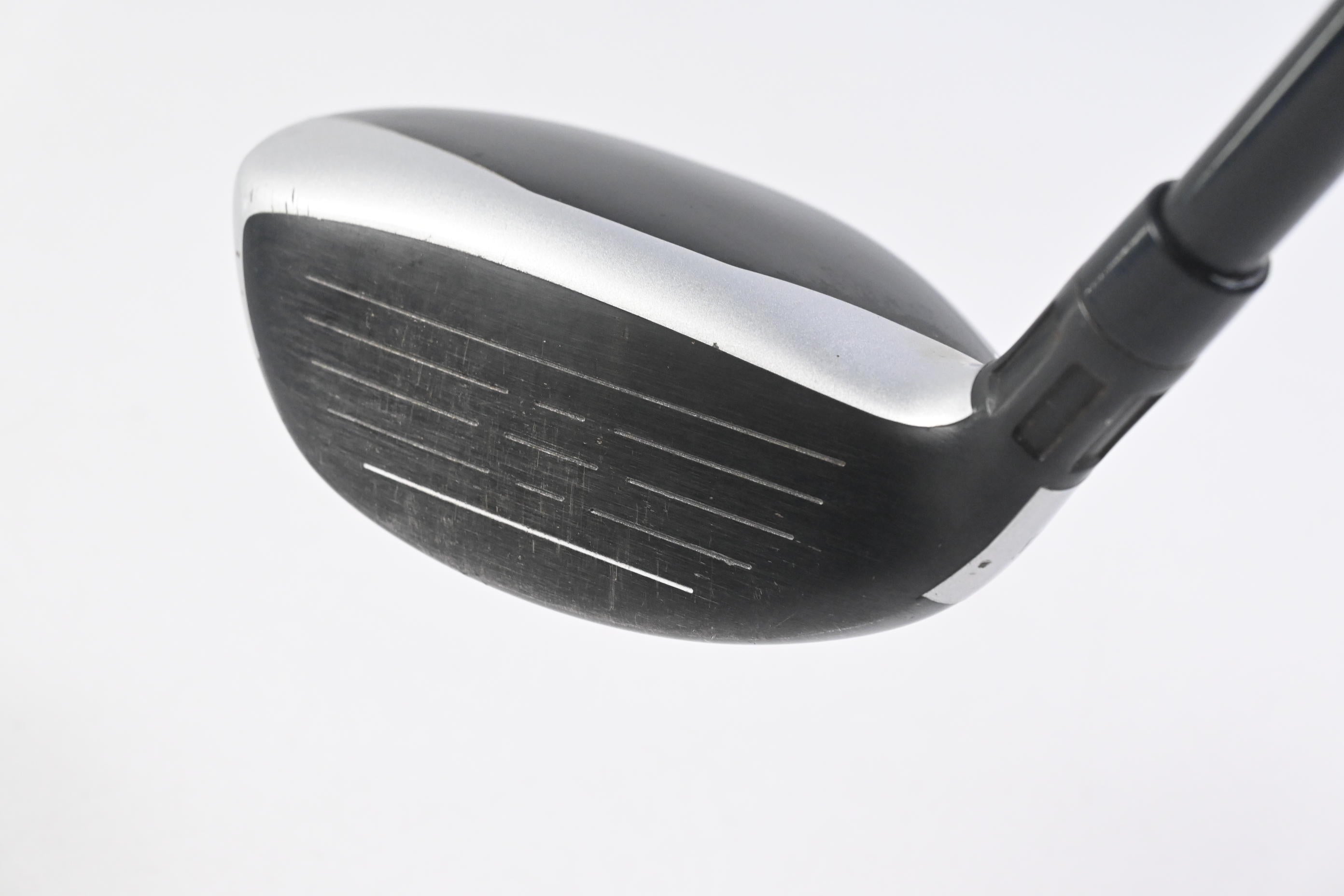 Taylormade M4 #6 Hybrid / 28 Degree / Senior Flex Fujikura Atmos Red 5 Shaft