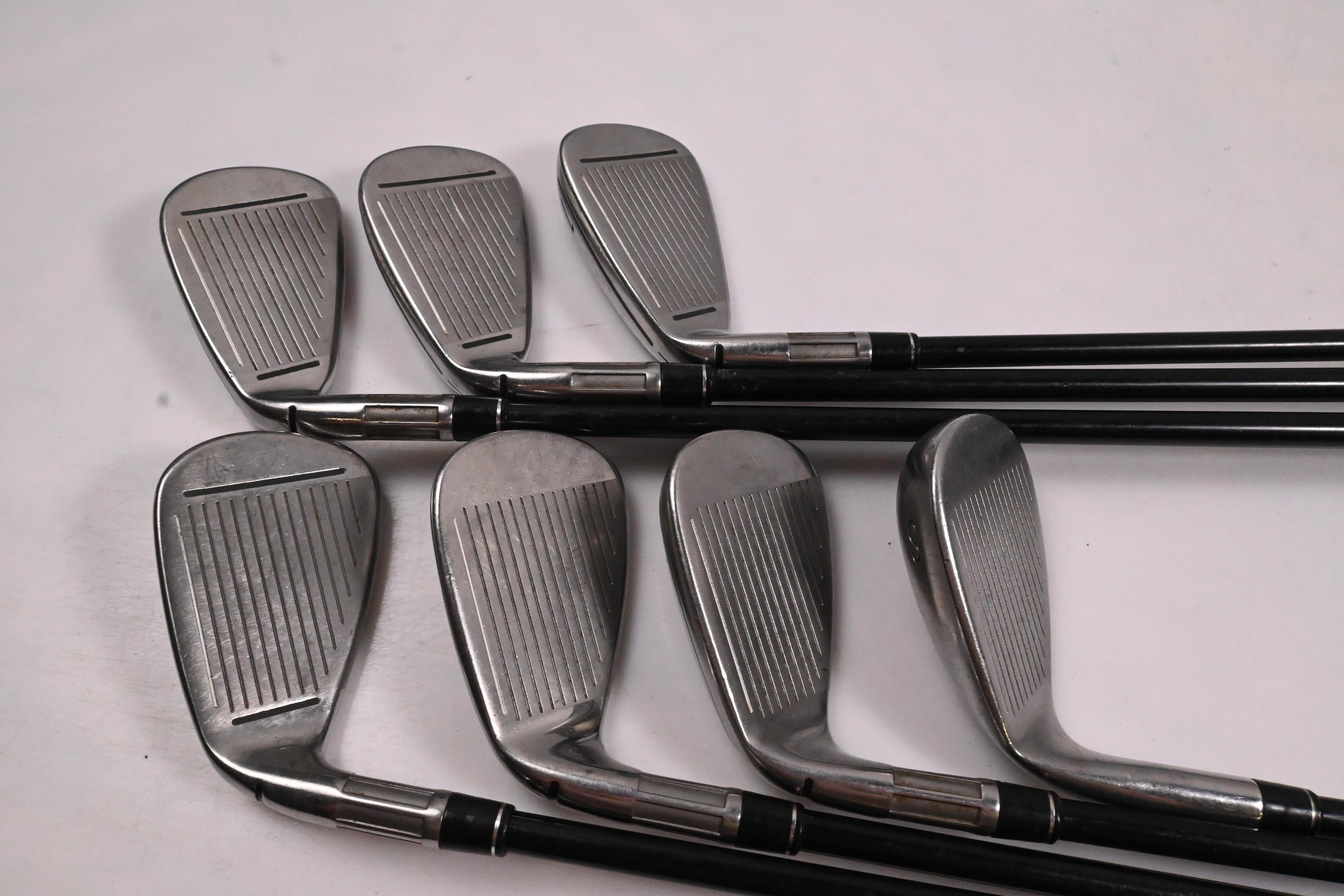 Taylormade M4 Irons / 5-PW+SW / Regular Flex Fujikura Atmos Red 6 Shafts