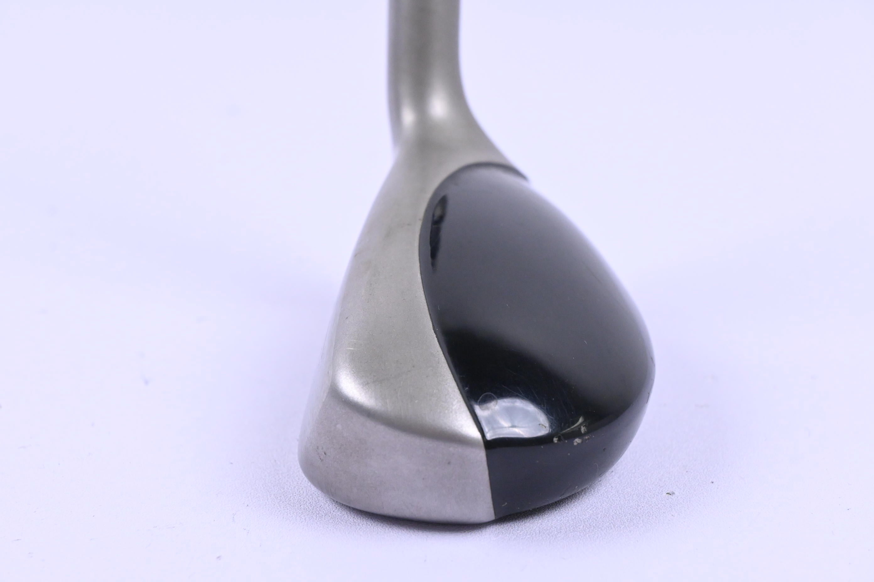 Left Hand Taylormade Rescue #3 Hybrid / 19 Degree / Regular Flex Taylormade Ultralite
