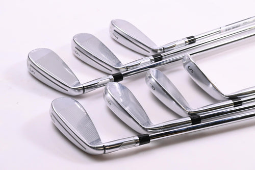 Taylormade Qi Max Irons / 5-PW+SW / Regular Flex KBS MAX MT 85 Shafts