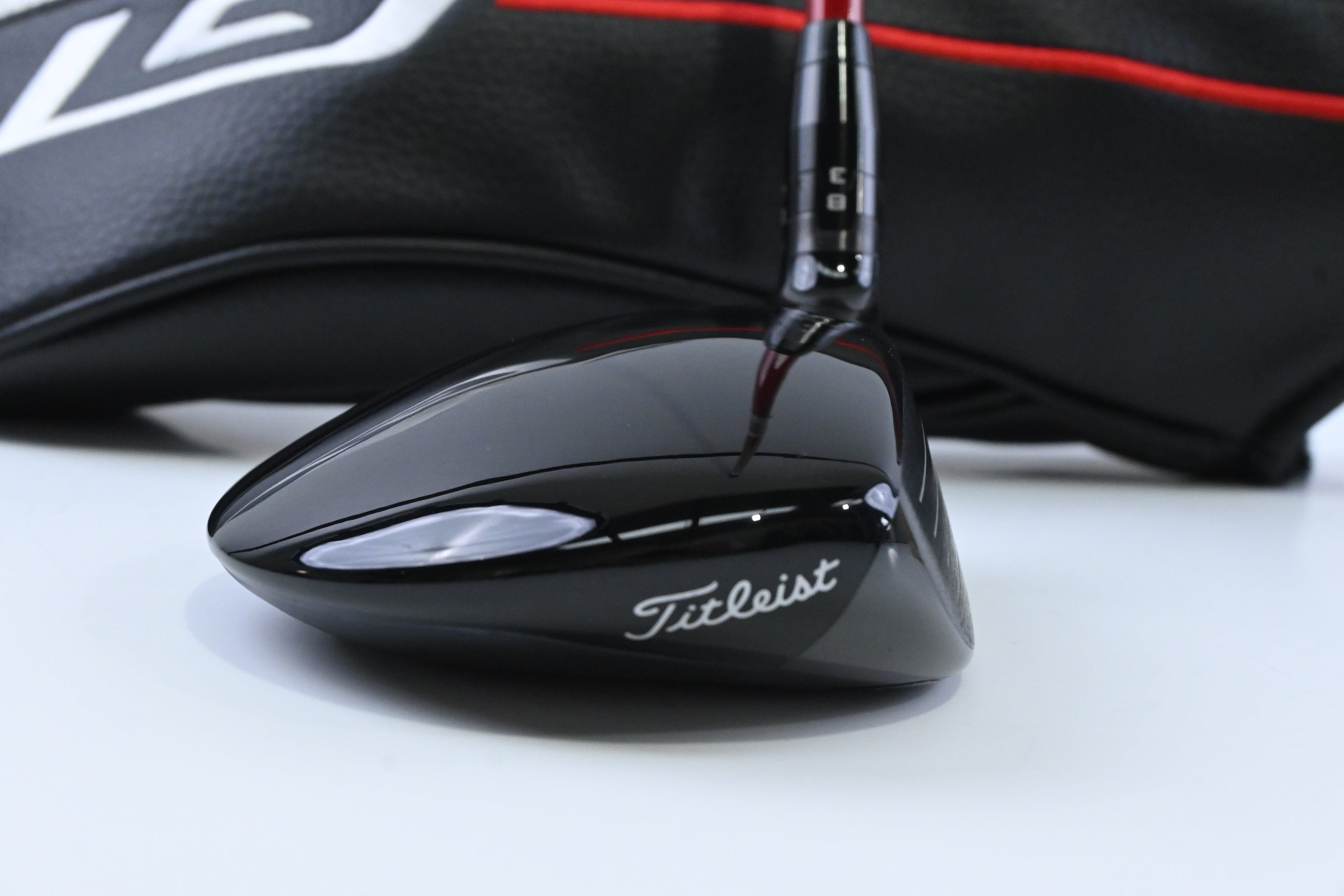 Titleist GT1 #5 Wood / 18 Degree / Regular Flex Denali Red 60 Shaft