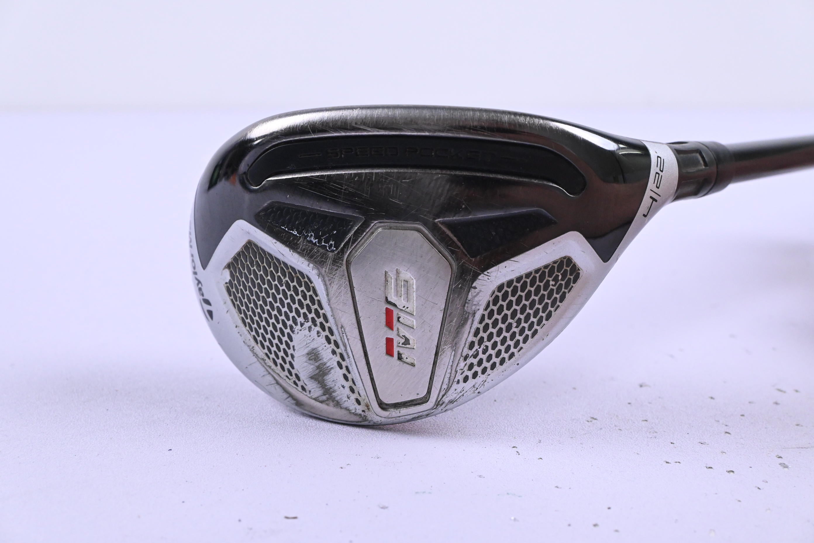 Taylormade M6 #4 Hybrid / 22 Degree / Stiff Flex Fujikura Atmos Orange 7 Shaft