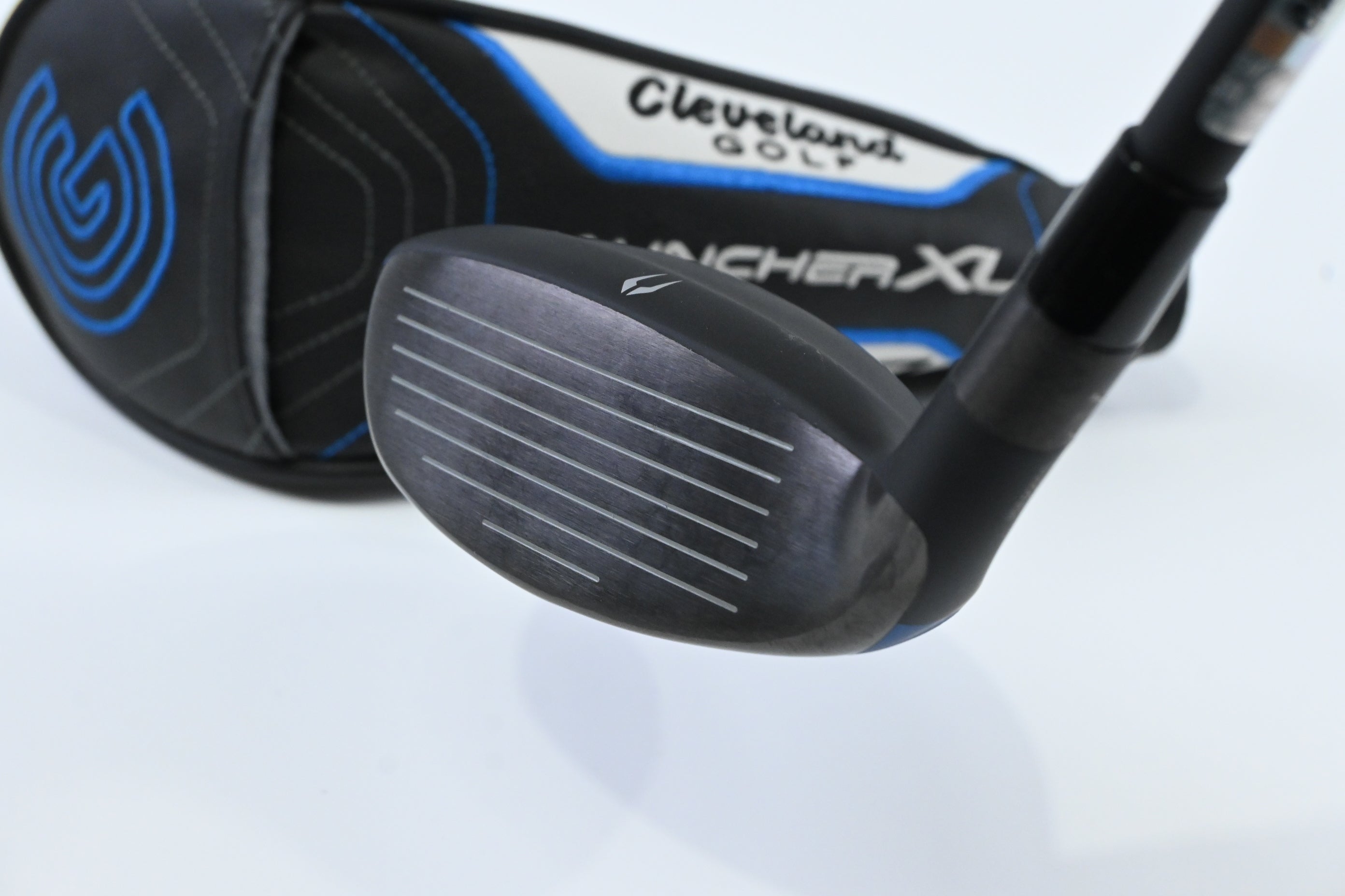 Ladies Cleveland Launcher XL Halo #4 Hybrid / 21 Degree / Ladies Flex Cypher 40
