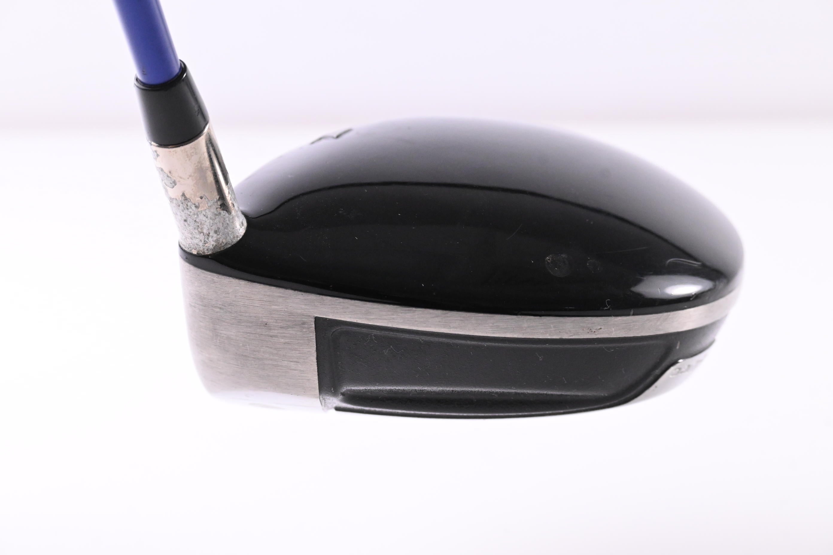 Titleist 907 D2 Driver / 7.5 Degree / X-Flex Graphite Design YS-7 Shaft