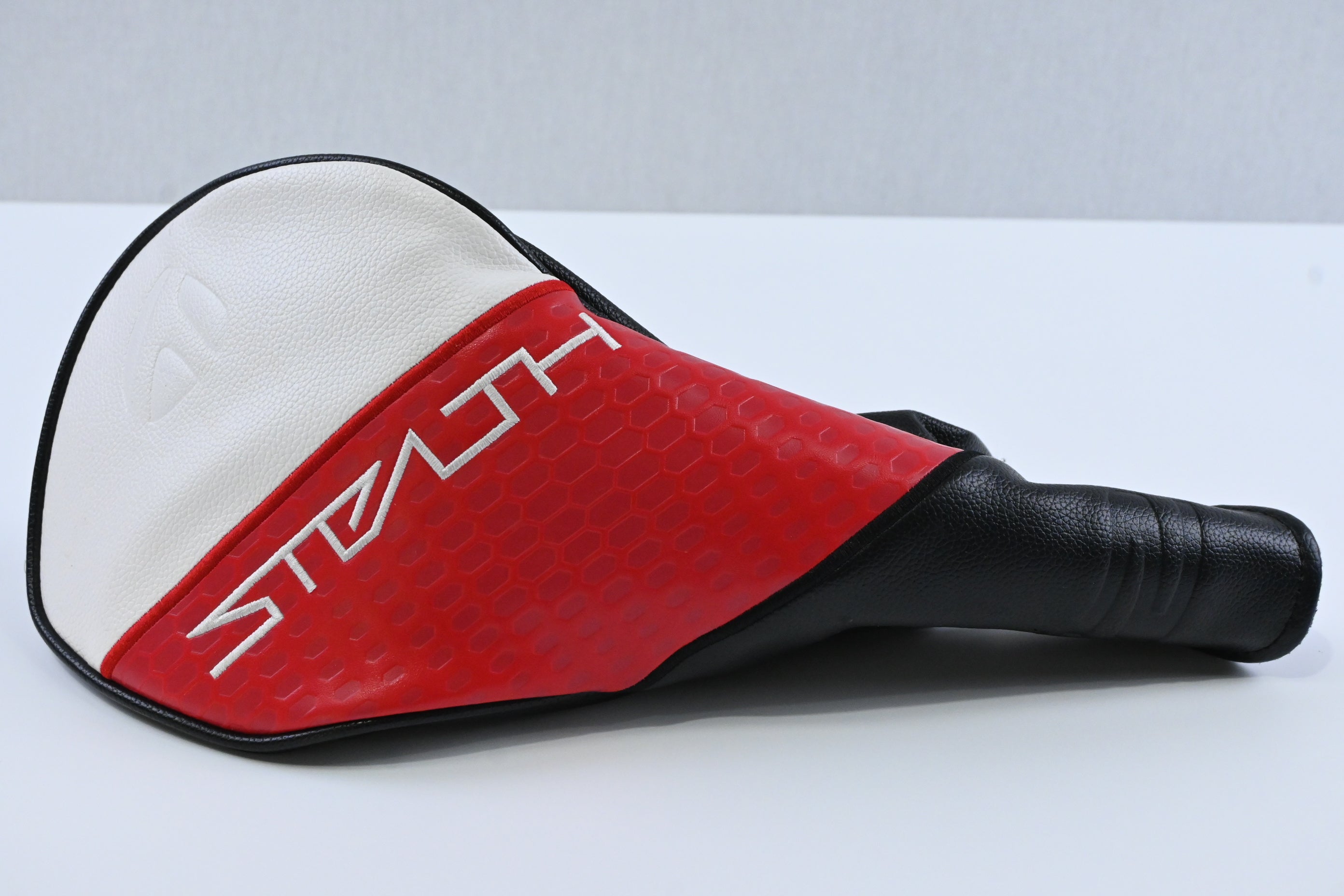 Taylormade Stealth 2 Plus Driver / 9 Degree / Regular Flex HZRDUS Smoke Black 60