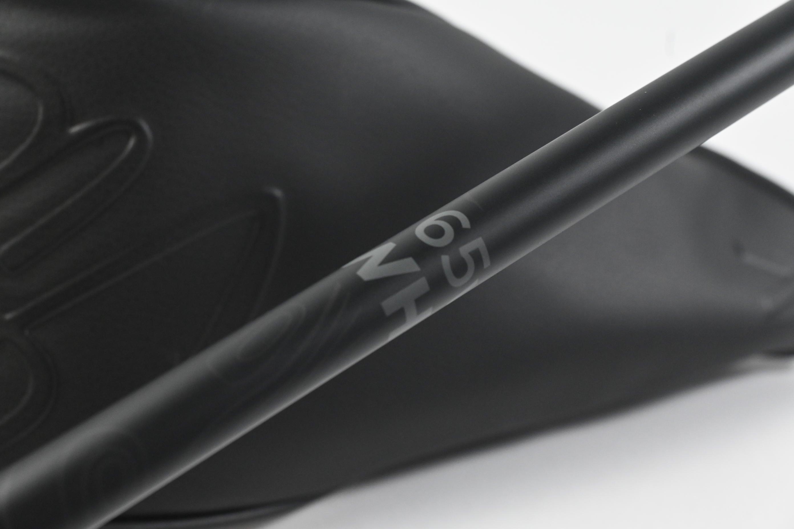 Vice Golf VGD01 Driver / 10.5 Degree / Regular Flex Aldila Shadow Black Whiz 55w