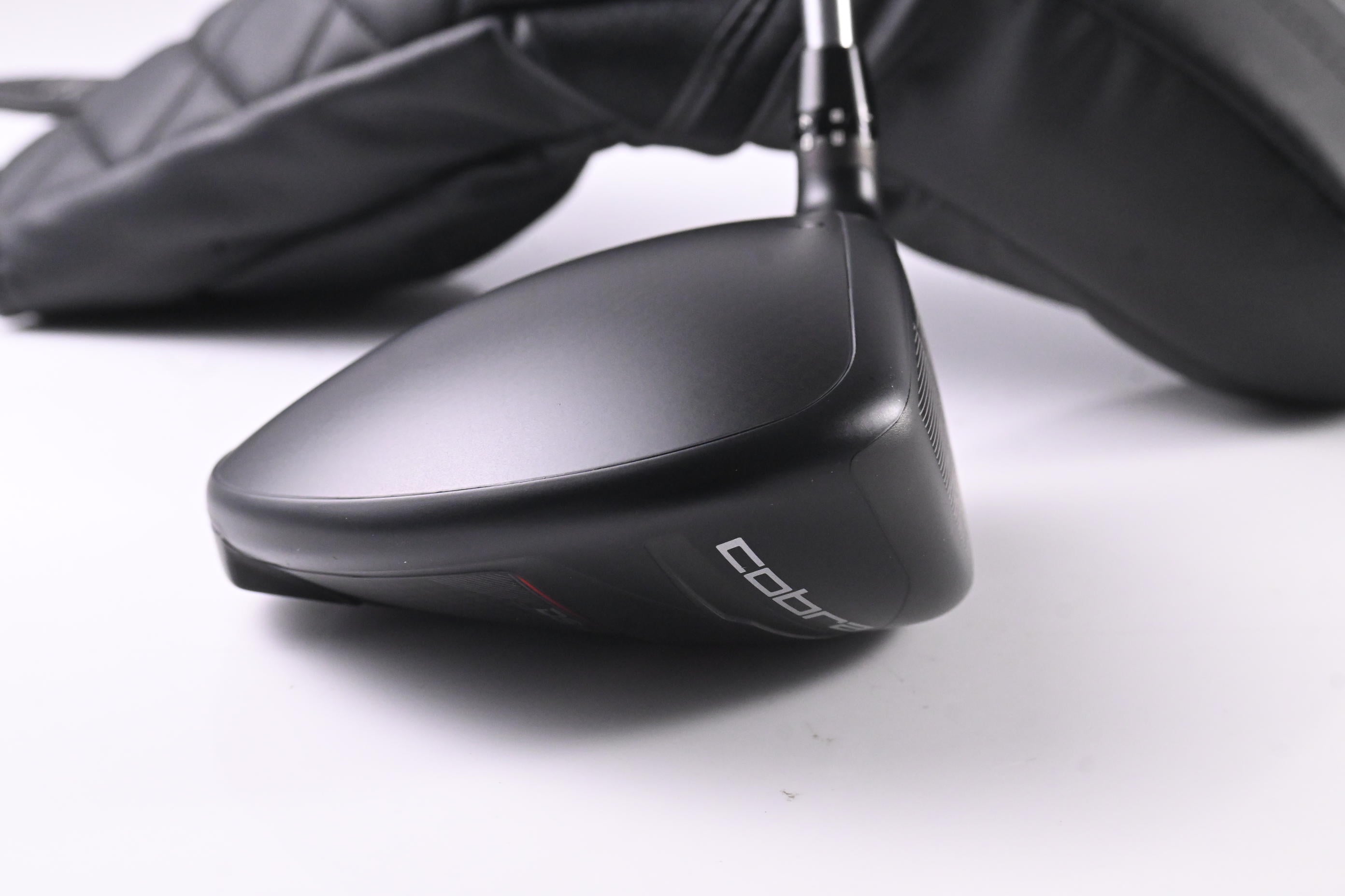 Cobra DS-Adapt MAX-D Driver / 10.5 Degree / Stiff Flex Fujikura Pro 60 Shaft