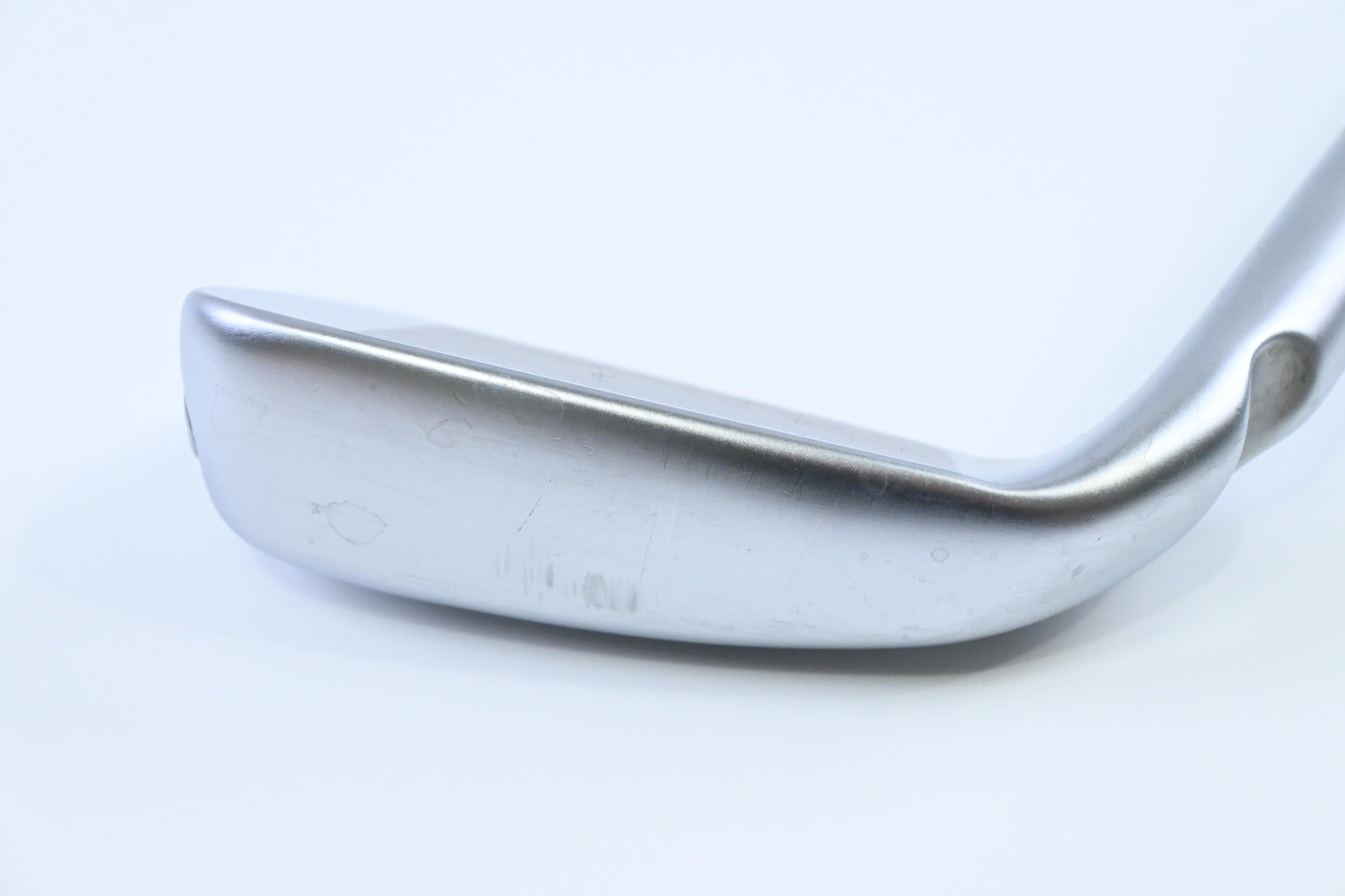 Ping ChipR / 38.5 Degree / Black Dot / Regular Flex Ping Alta CB Slate AWT Shaft