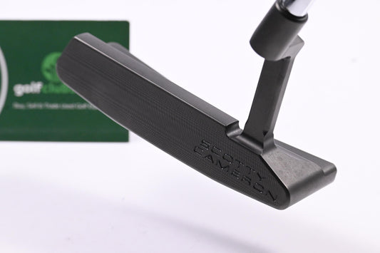 Scotty Cameron Special Select Jet Set Newport 2+ Putter / 33 Inch