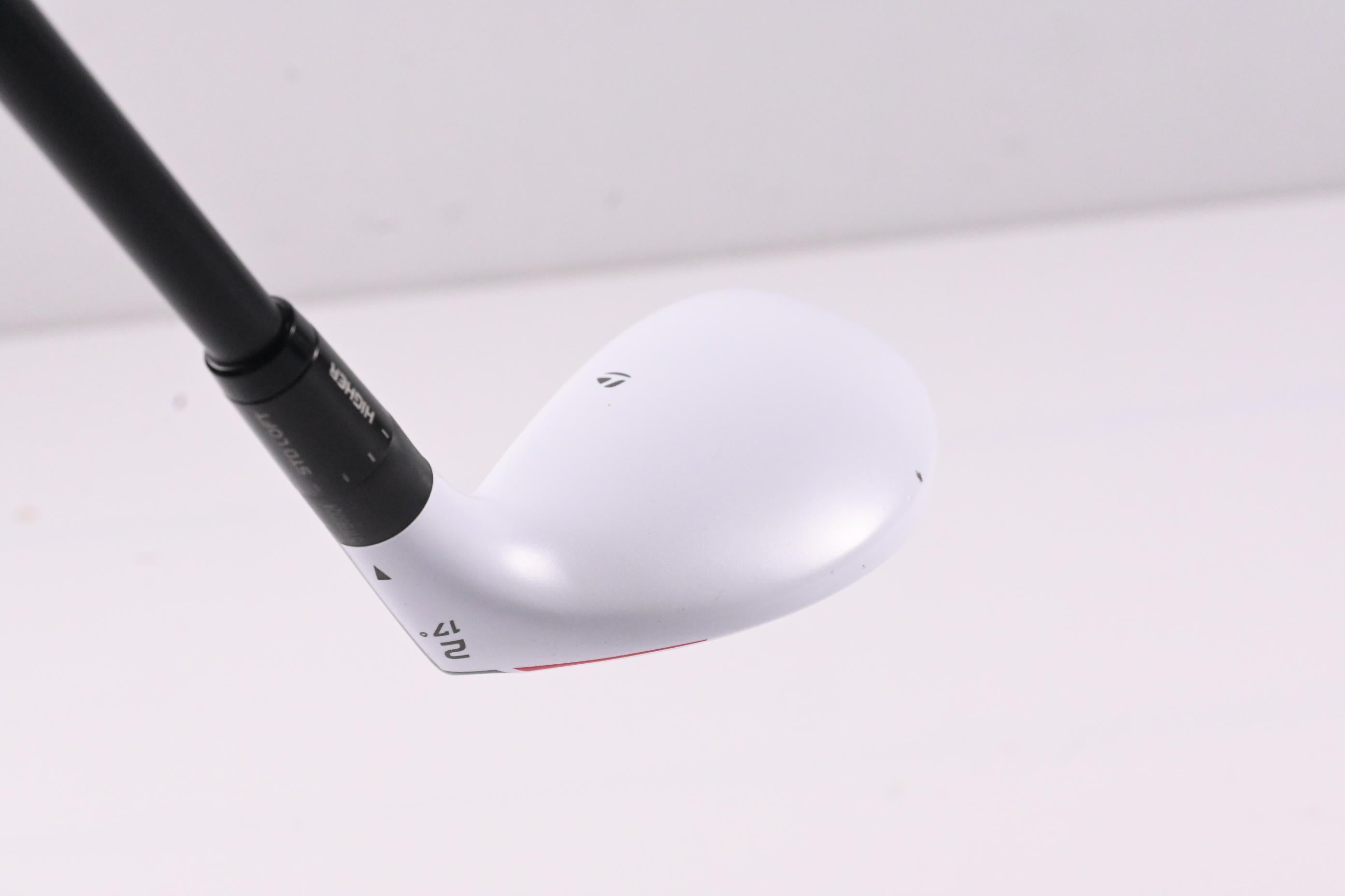 Taylormade R15 #2 Hybrid / 17 Degree / X-Flex Fujikura Fuel 95 Shaft