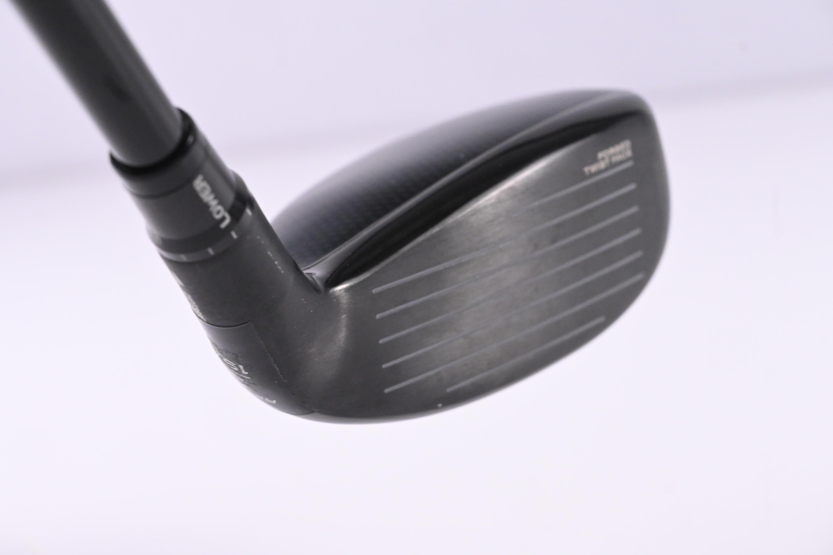 Taylormade Stealth Plus #3 Hybrid / 19.5 Degree / Regular Flex HZRDUS Smoke RDX Red 80