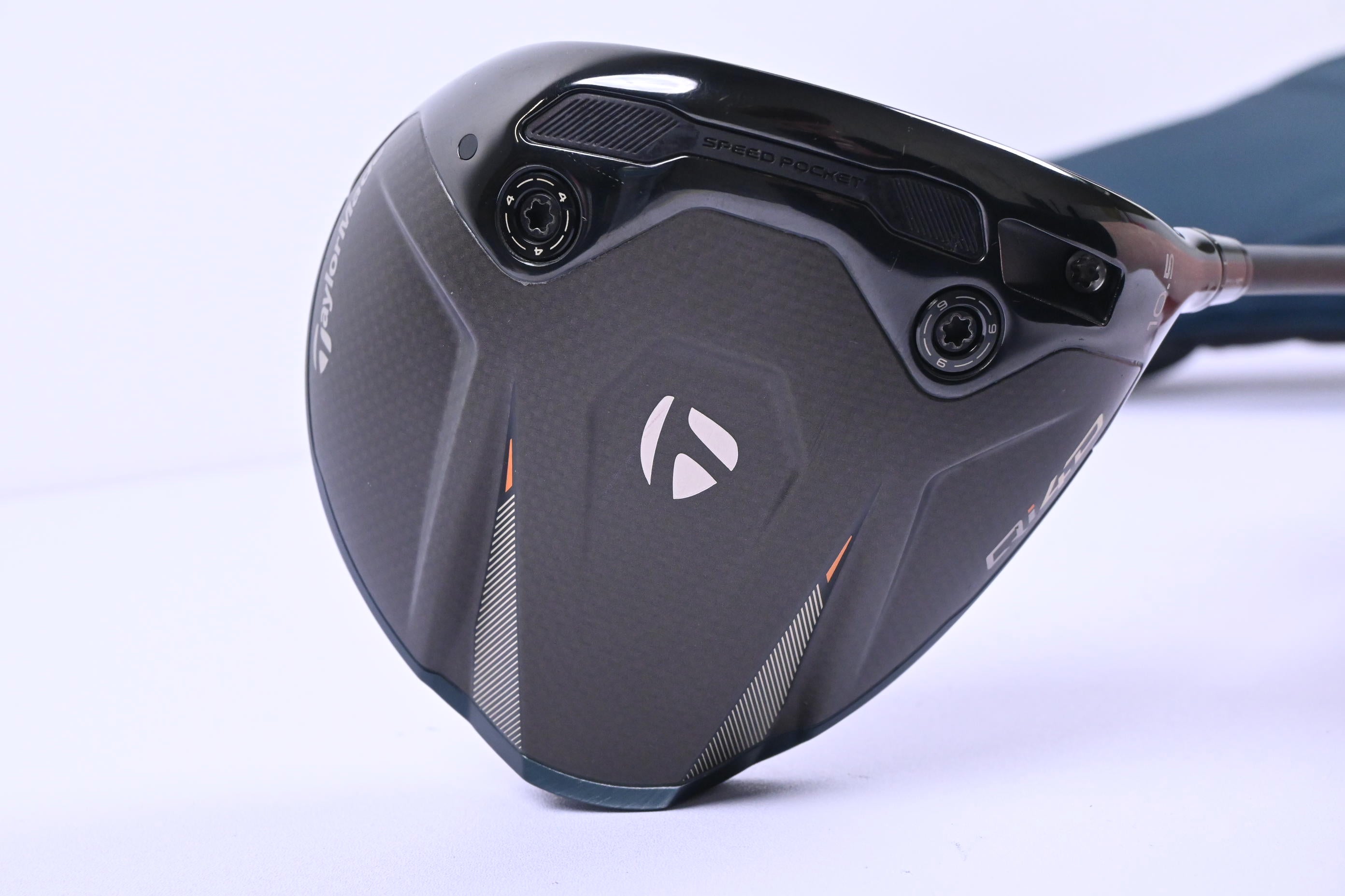 Taylormade Qi4D Driver / 10.5 Degree / Regular Flex Vanquish 4 Shaft