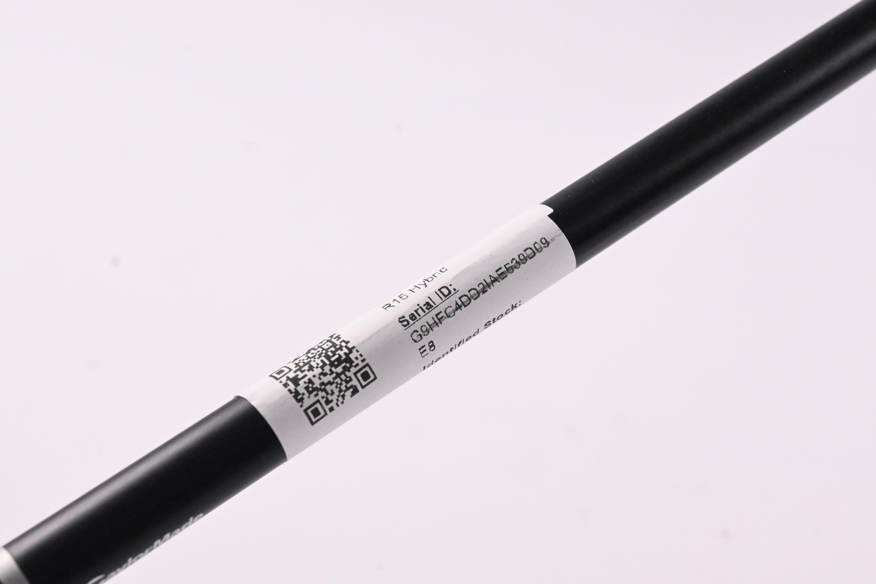 Taylormade R15 #2 Hybrid / 17 Degree / X-Flex Fujikura Fuel 95 Shaft