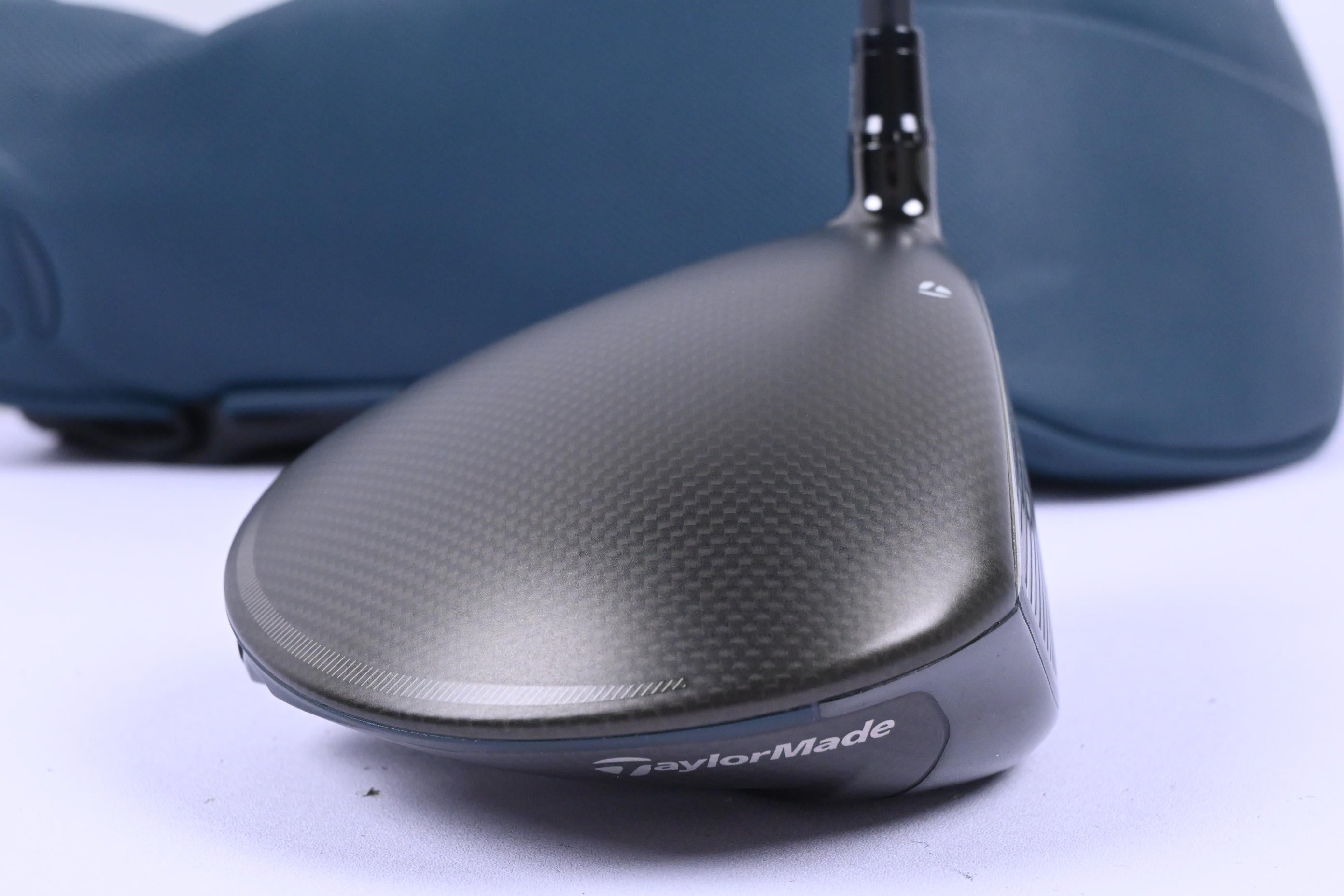 Taylormade Qi4D Driver / 10.5 Degree / Regular Flex Vanquish 4 Shaft