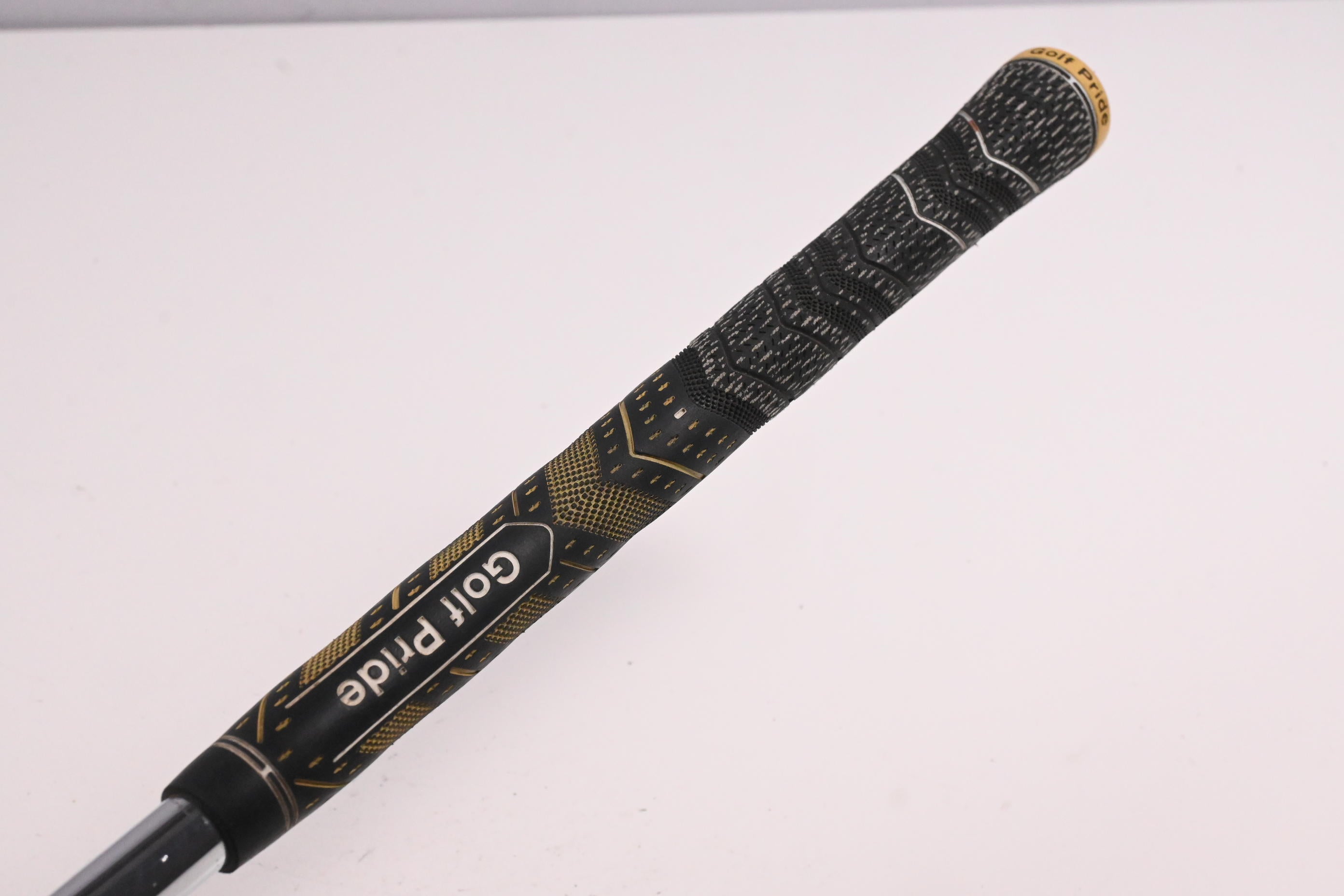 Cleveland 588 RTX Gap Wedge / 50 Degree / Wedge Flex Dynamic Gold Shaft