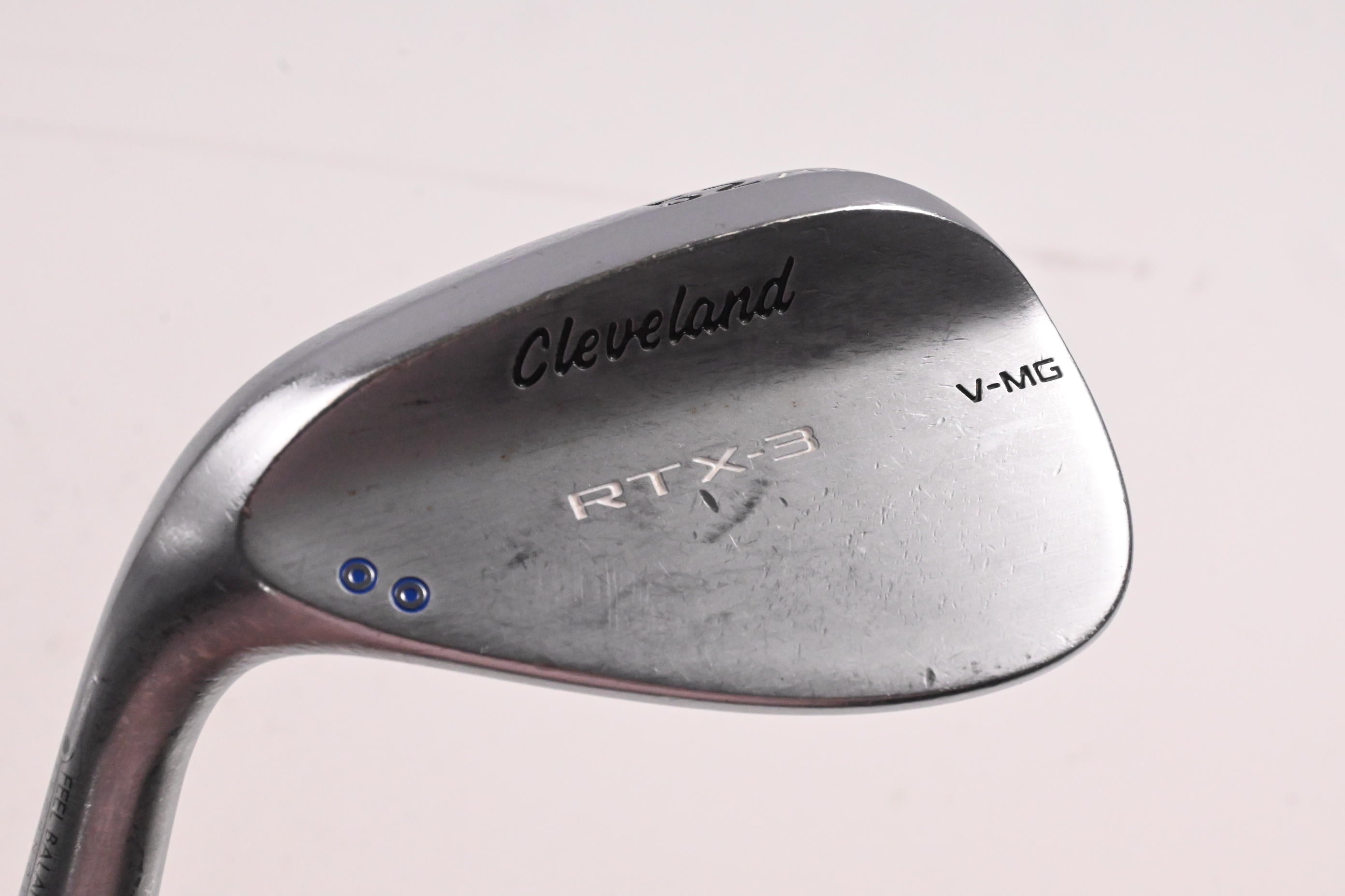 Left Hand Cleveland RTX-3 Gap Wedge / 52 Degree / Stiff Flex Dynamic Gold S300