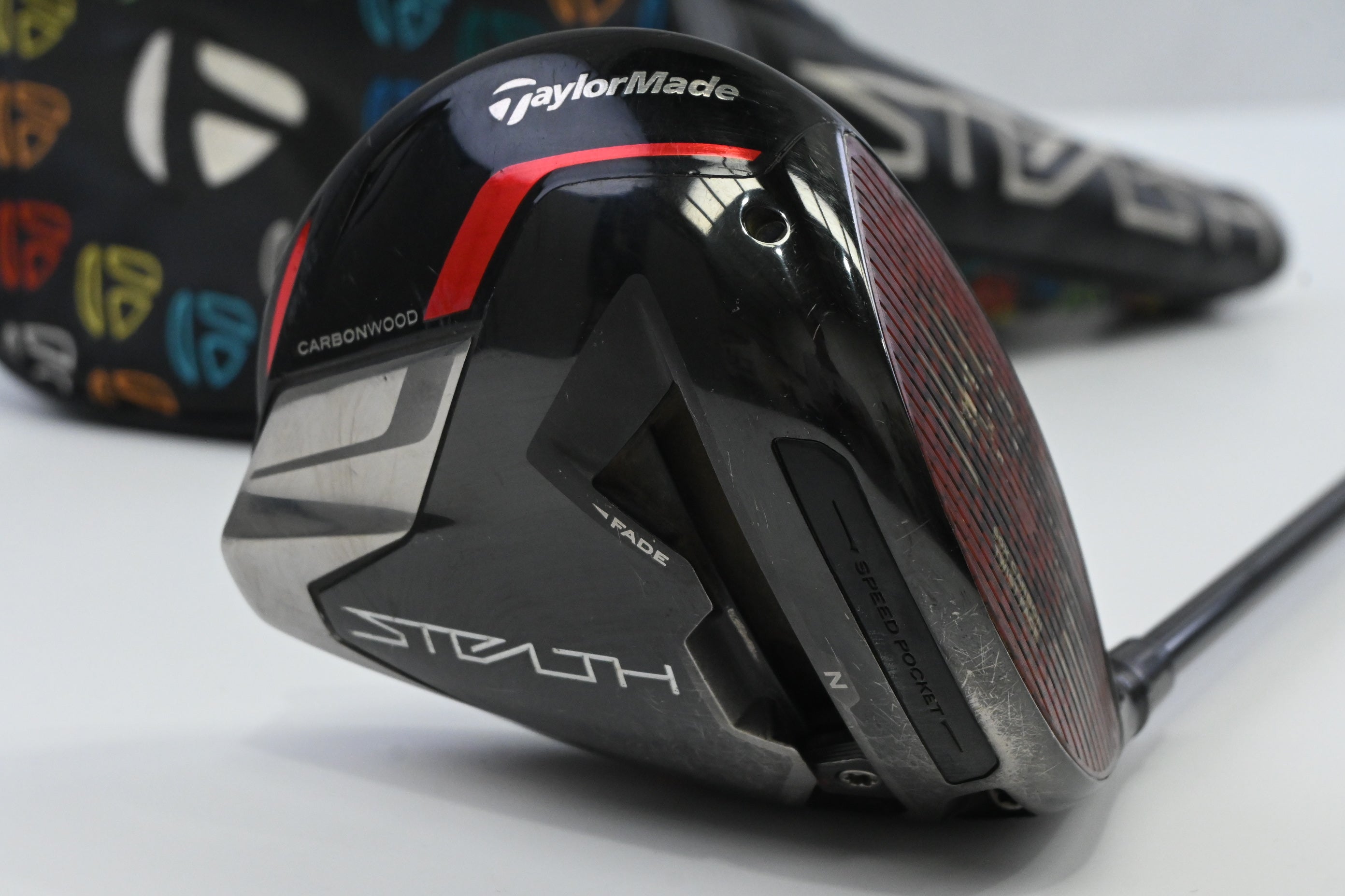 Taylormade Stealth Plus Driver / 10.5 Degree / Regular Flex Tensei AV Blue 75