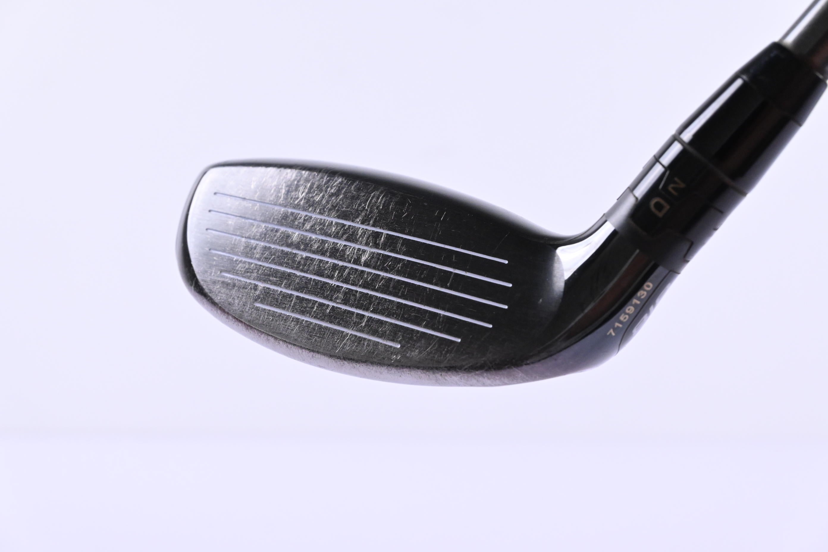 Titleist 818 H1 #4 Hybrid / 23 Degree / Stiff Flex Aldila Rogue M-AX 85 Shaft