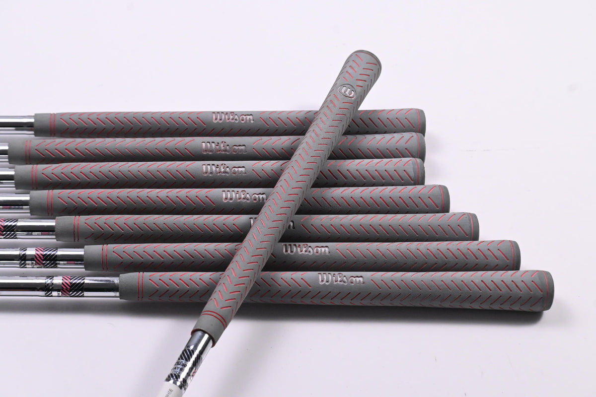 Ladies Wilson X-31 Irons / 4-PW+SW / Ladies Flex Wilson Raduated Shafts