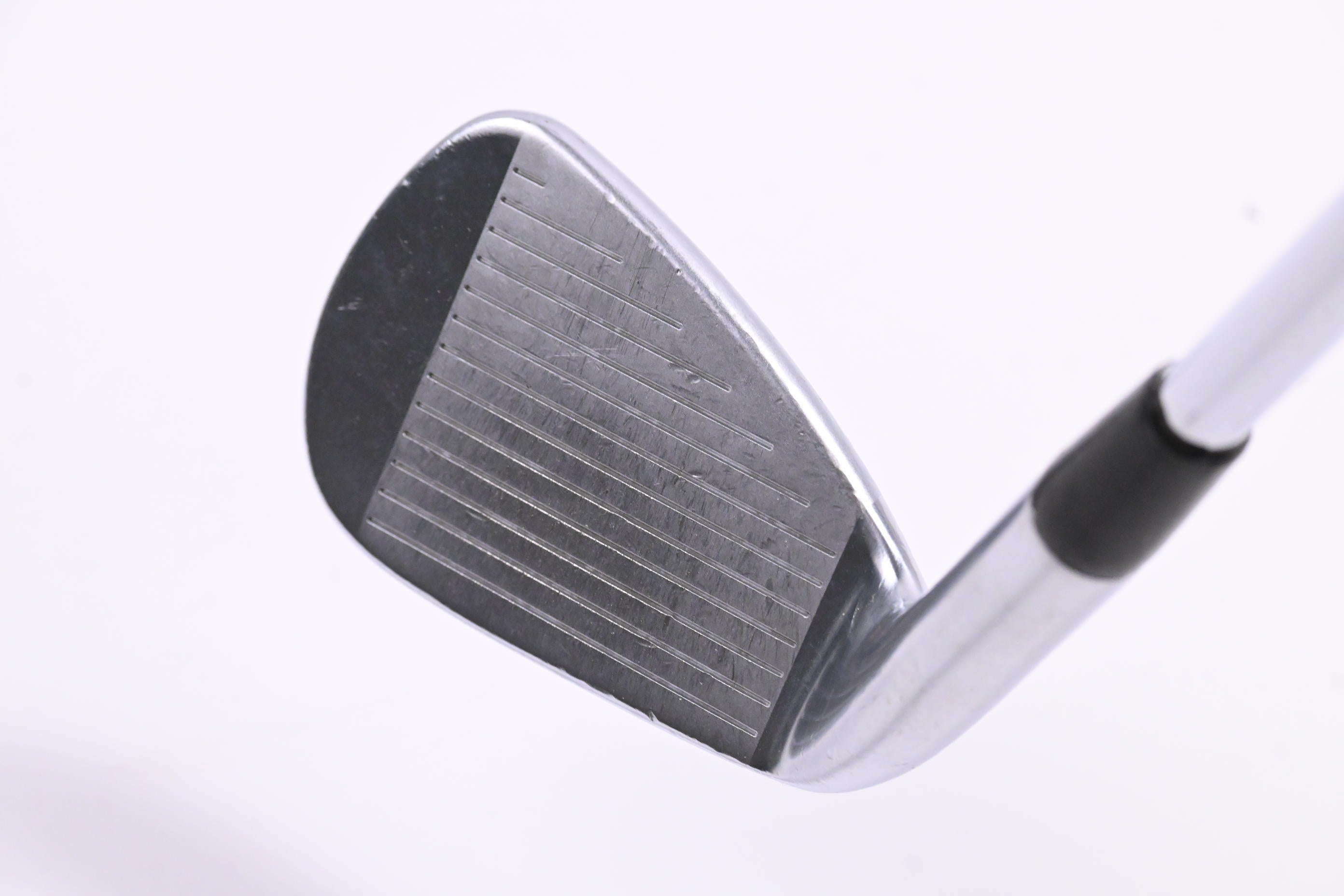 Titleist 716 AP2 #8 Iron / Regular Flex Dynamic Gold R300 Shaft