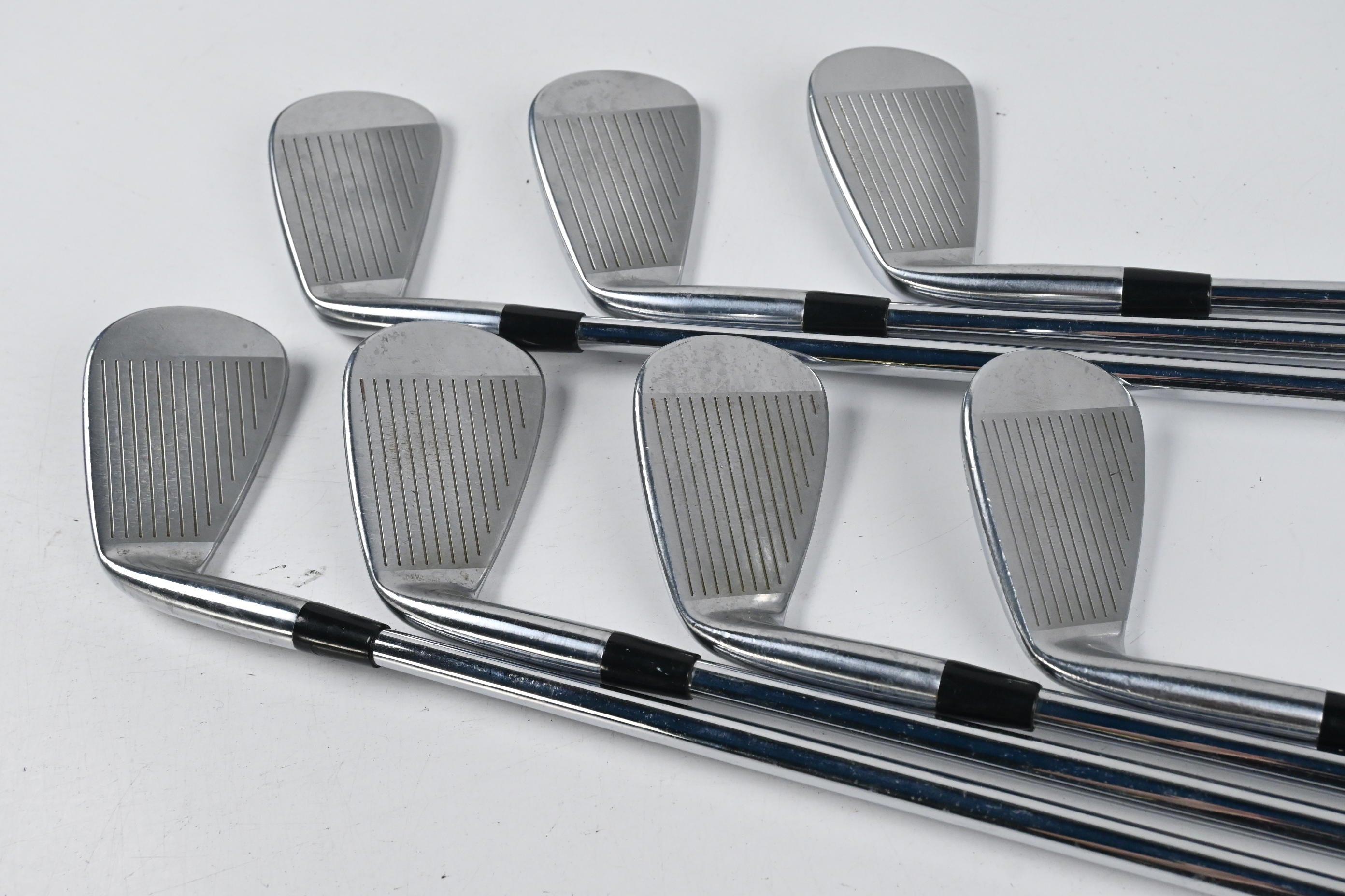 Mizuno Pro 243 Irons / 5-PW+GW / Stiff Flex N.S.Pro Modus 3 Tour 120 Shafts