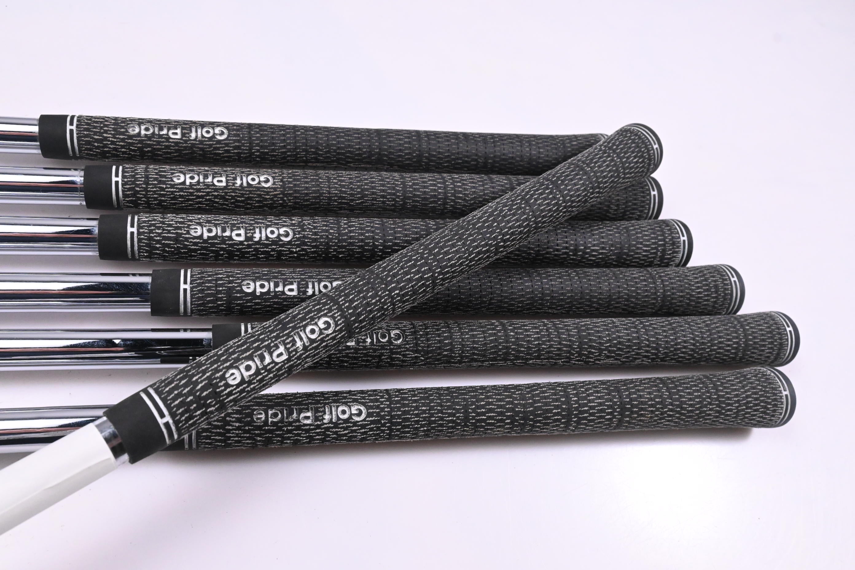 Titleist 714 MB/CB Combo Irons / 3-9i / X-Flex N.S.PRO Modus3 Tour120 Shafts