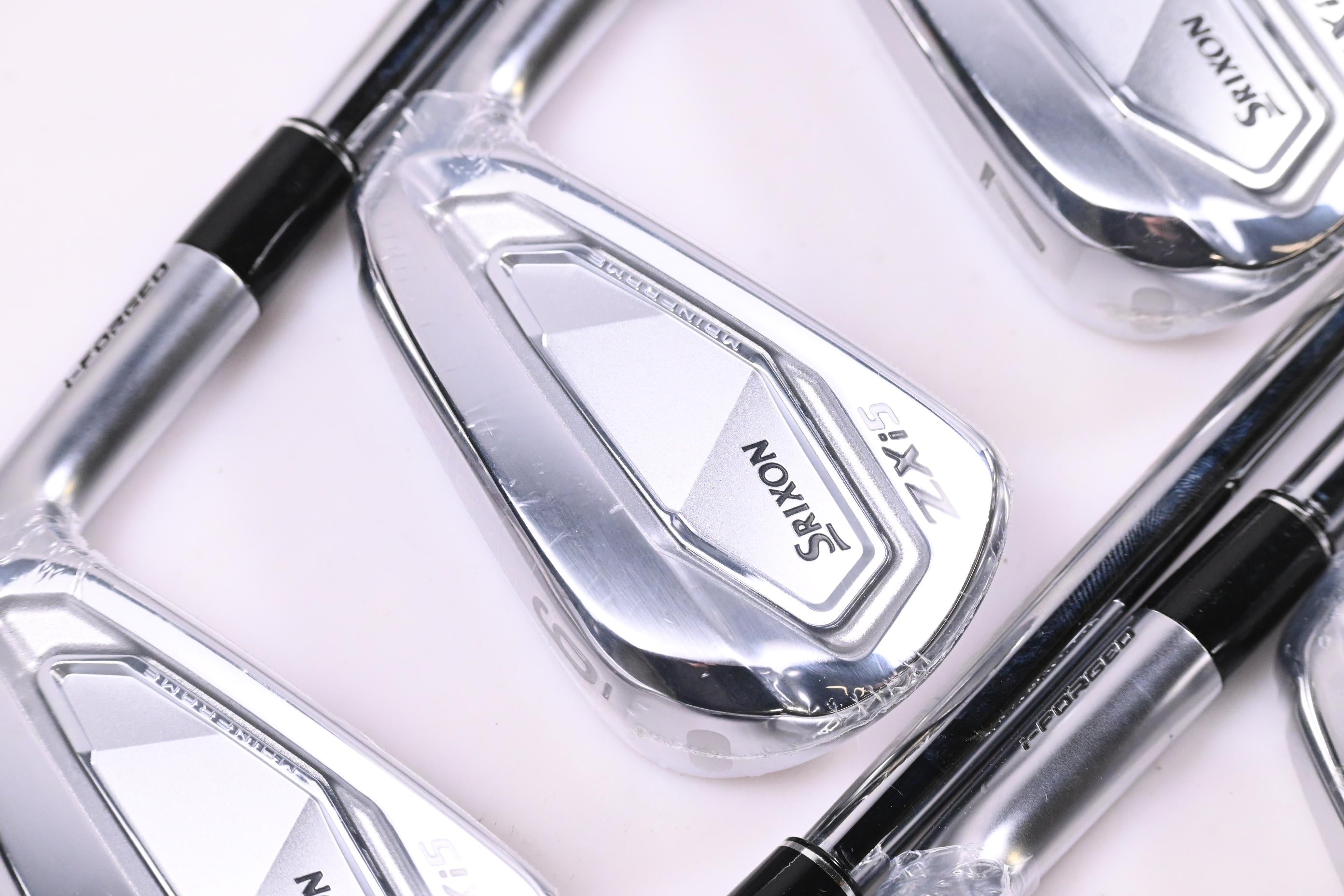 Srixon ZXI5 Irons / 5-PW+GW / Stiff Flex N.S.Pro 950GH Shafts