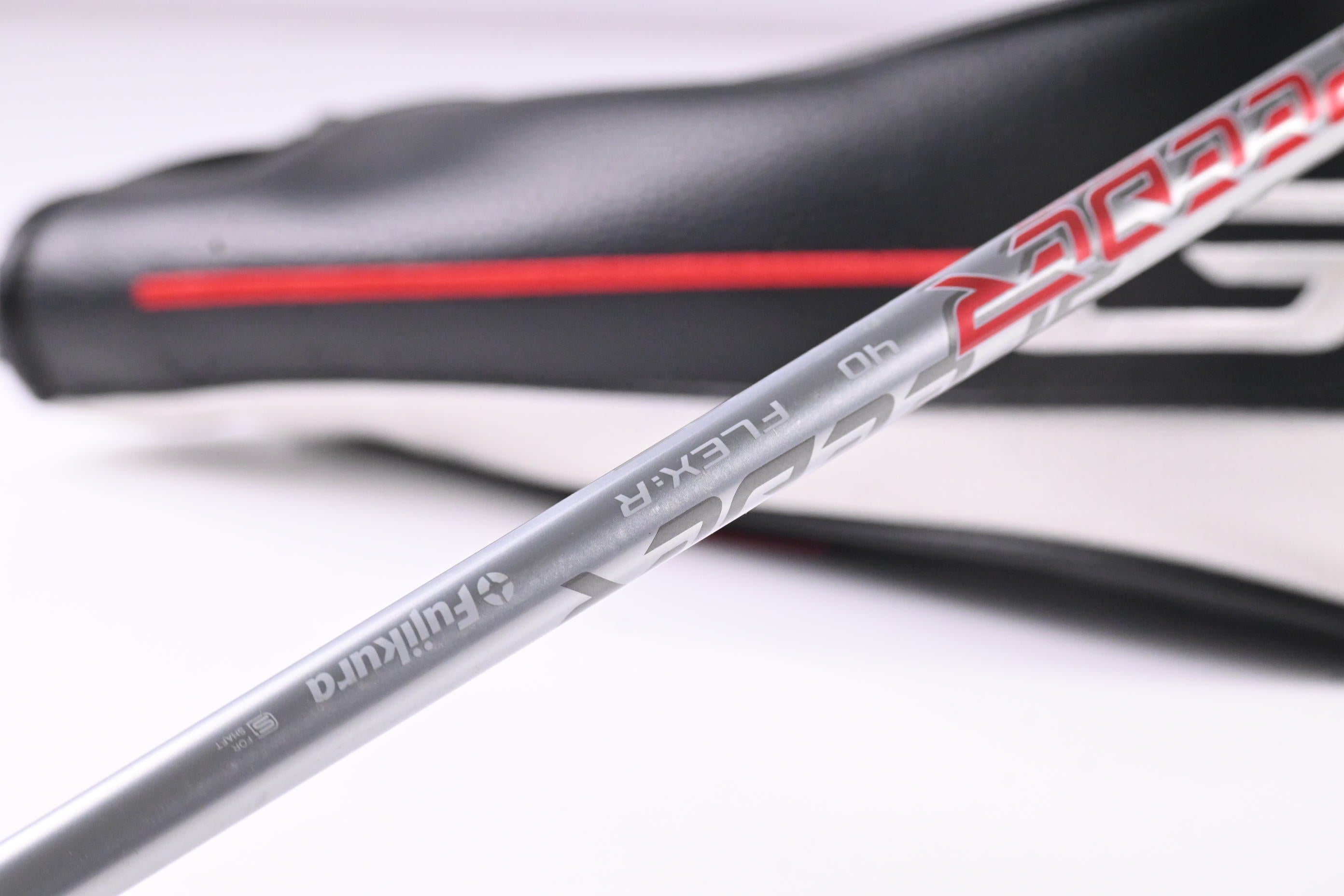 Titleist GT2 #5 Wood / 18 Degree / Regular Flex Fujikura Air Speeder 40 Shaft