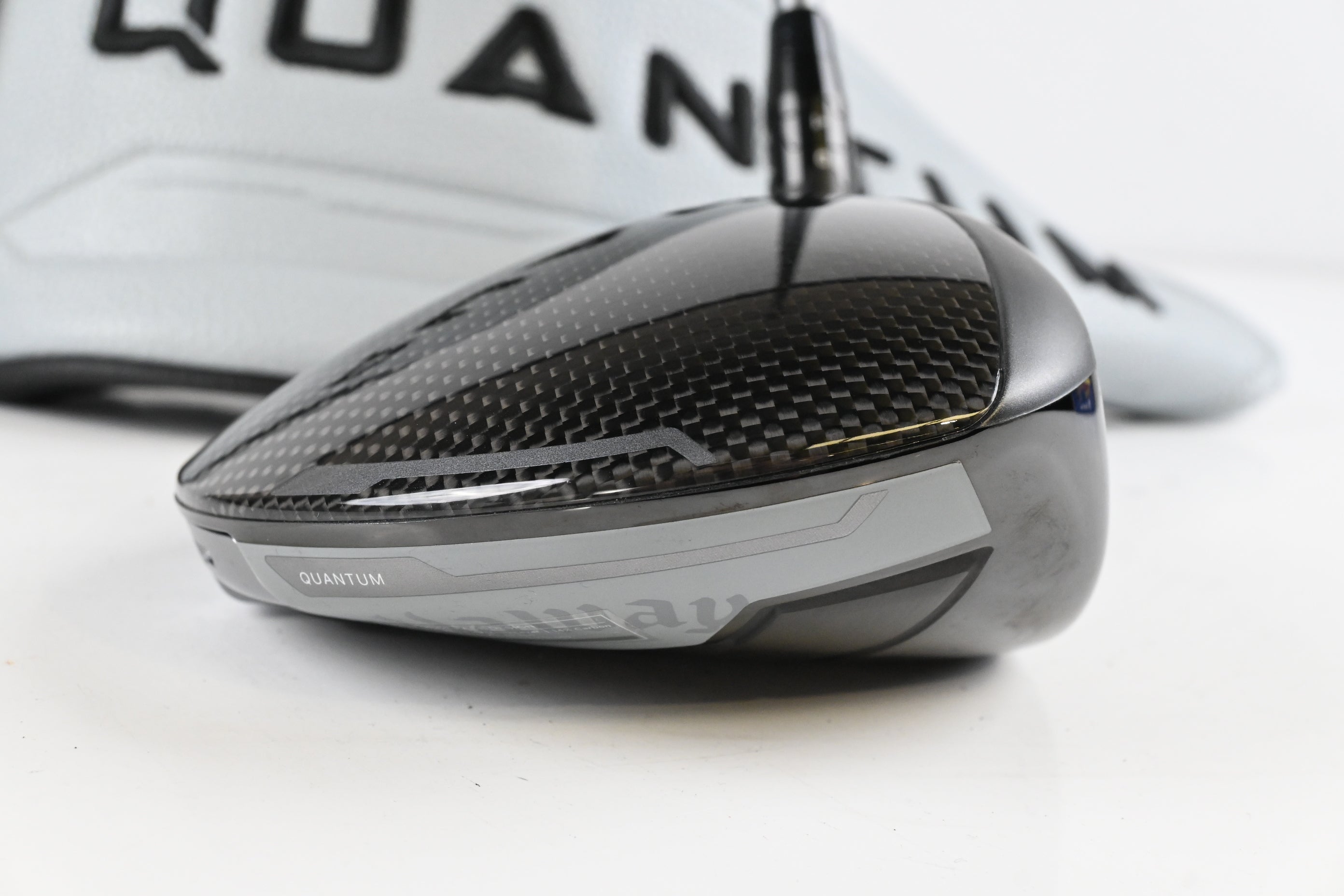 Callaway Quantum Max Driver / 10.5 Degree / Regular Flex Denali Frost Silver 50