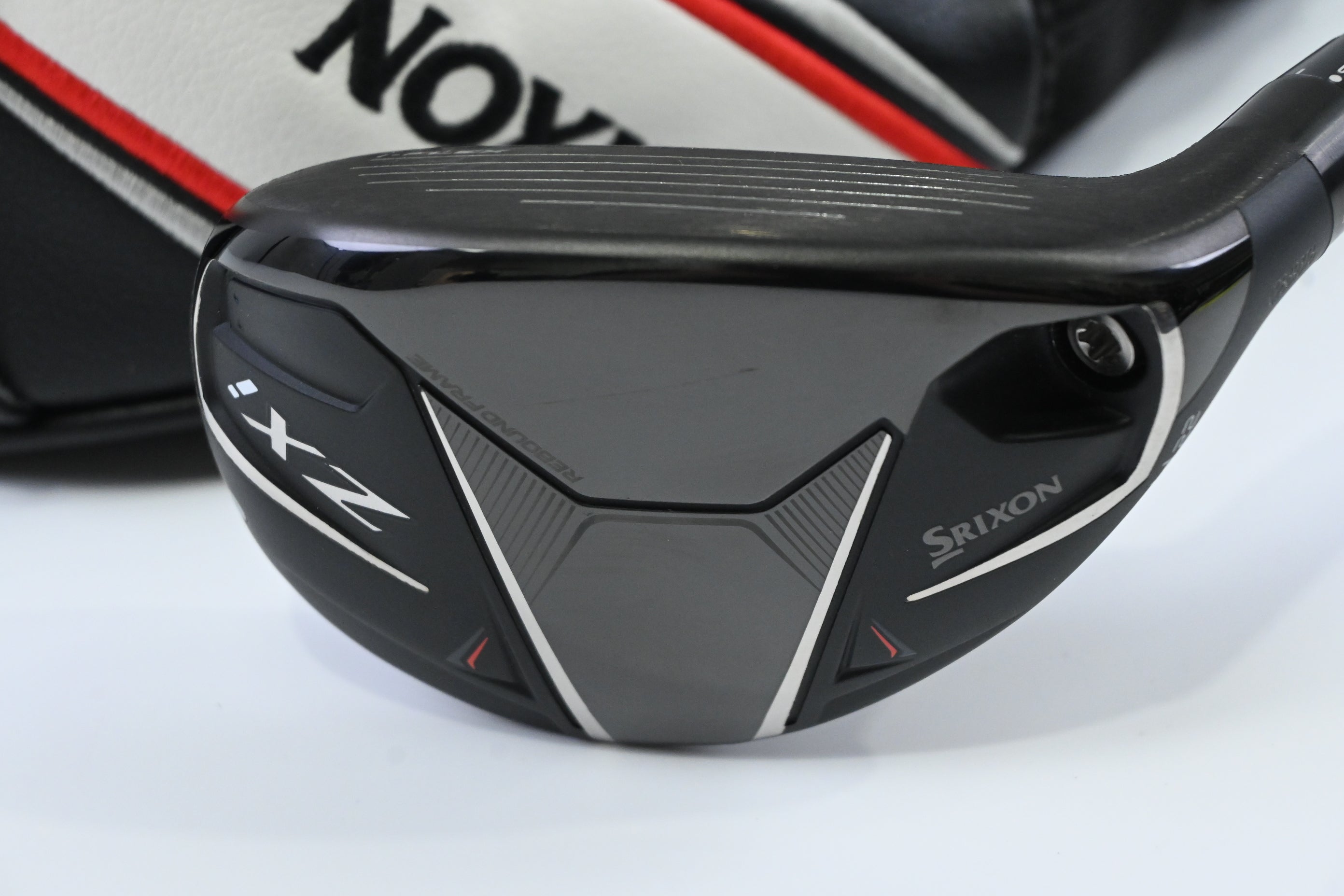 Srixon ZXi #4 Hybrid / 22 Degree / Regular Flex Fujikura Ventus TR Blue 7