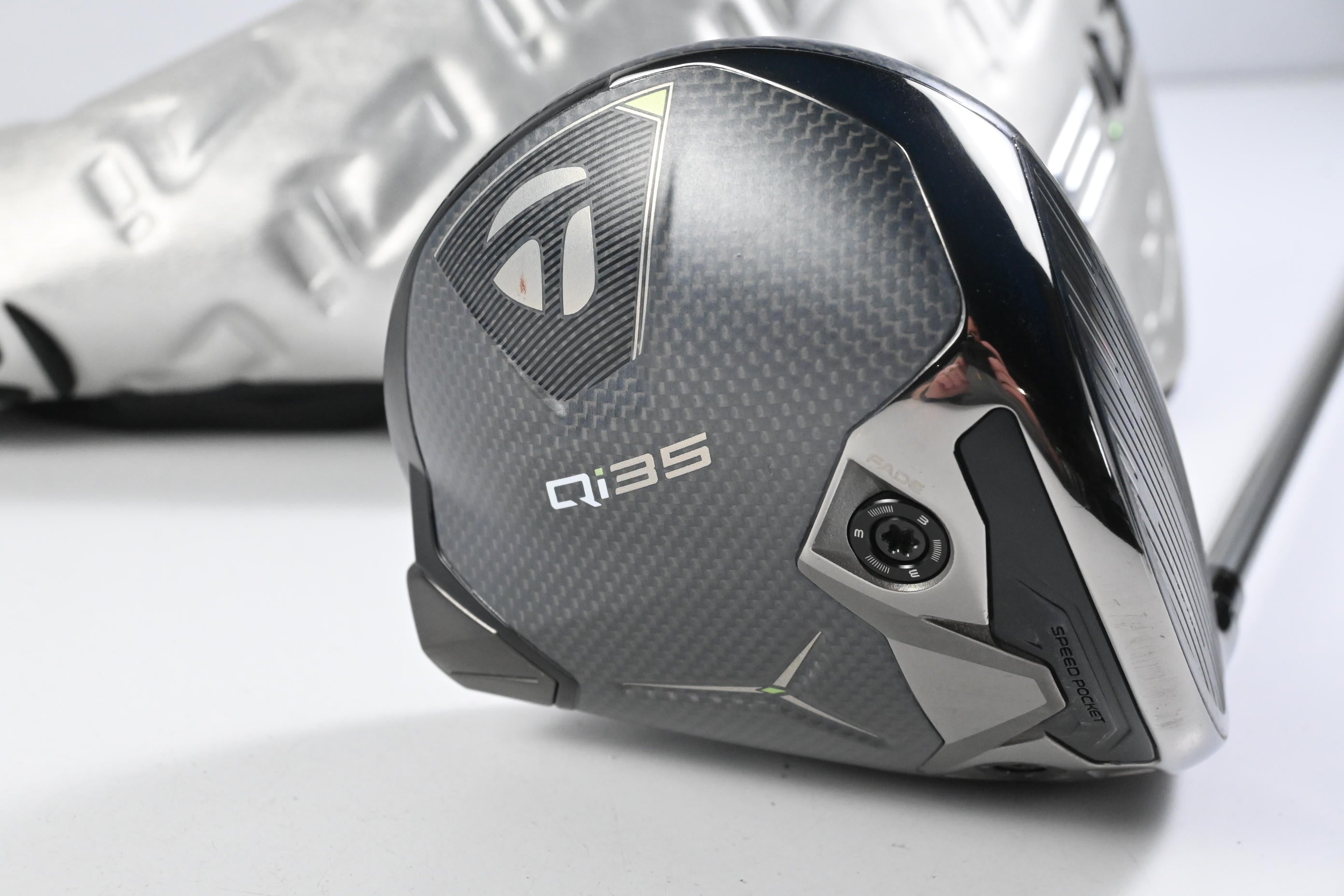 Taylormade Qi35 LS Driver / 9 Degree / Senior Flex UST Mamiya Helium 5 Shaft