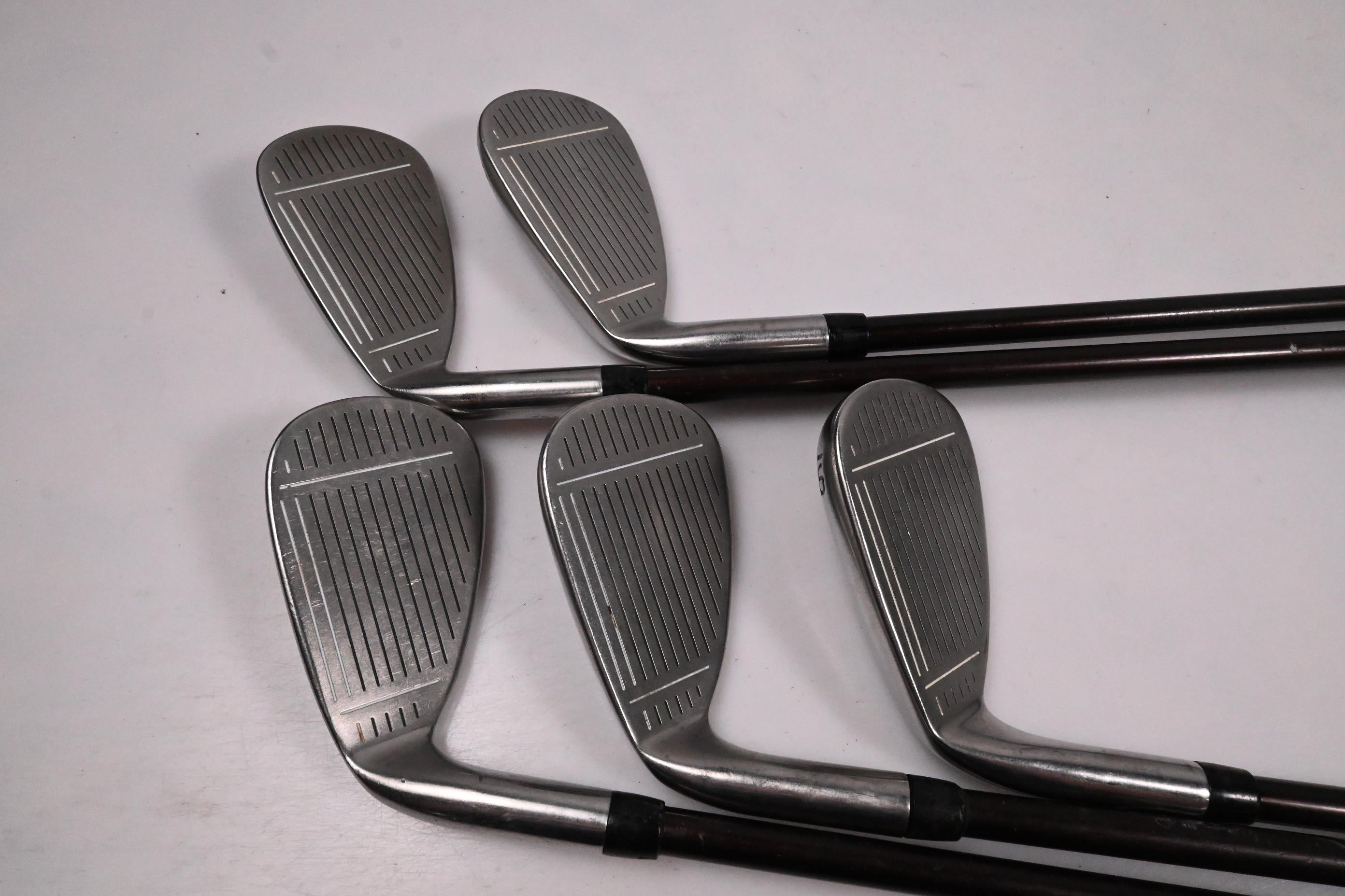 Taylormade Supersteel Irons / 5-9i / Regular Flex Taylormade Bubble 80 Shafts