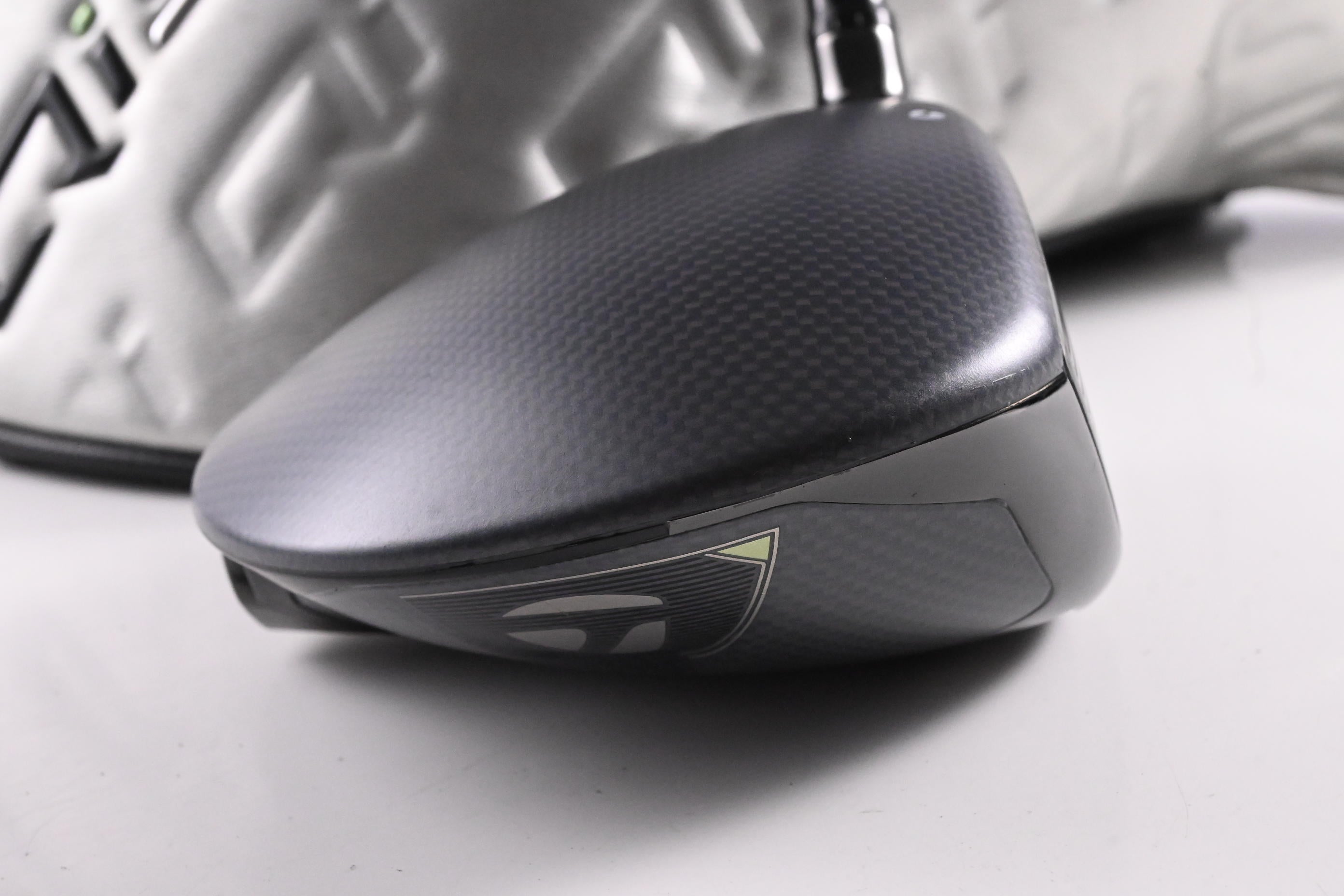 Taylormade Qi35 LS Driver / 9 Degree / Stiff Flex Kai'Li Dark Waves Blue CB 60
